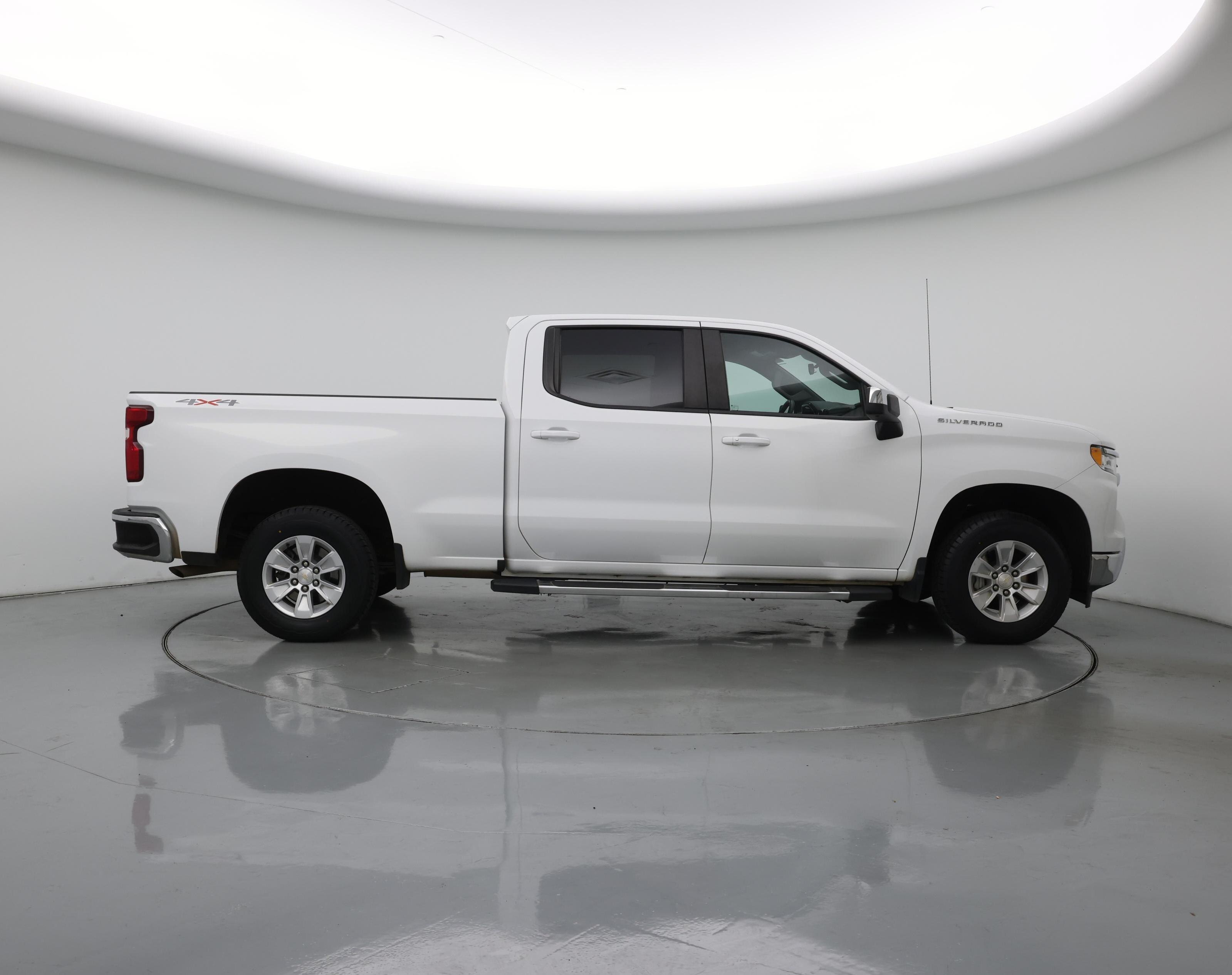 Thumbnail: 2023 Chevrolet Silverado 1500 - 7