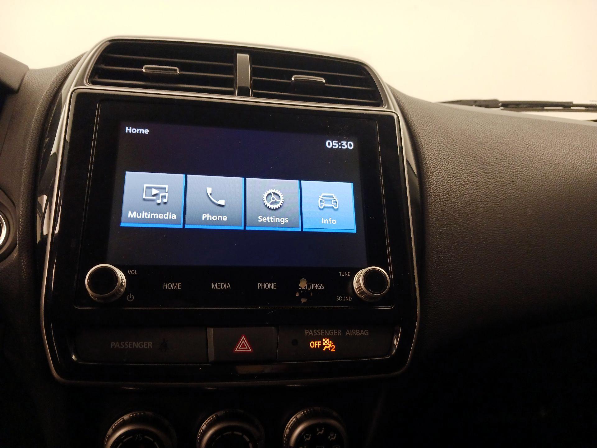 Thumbnail: 2021 Mitsubishi Outlander Sport - 15