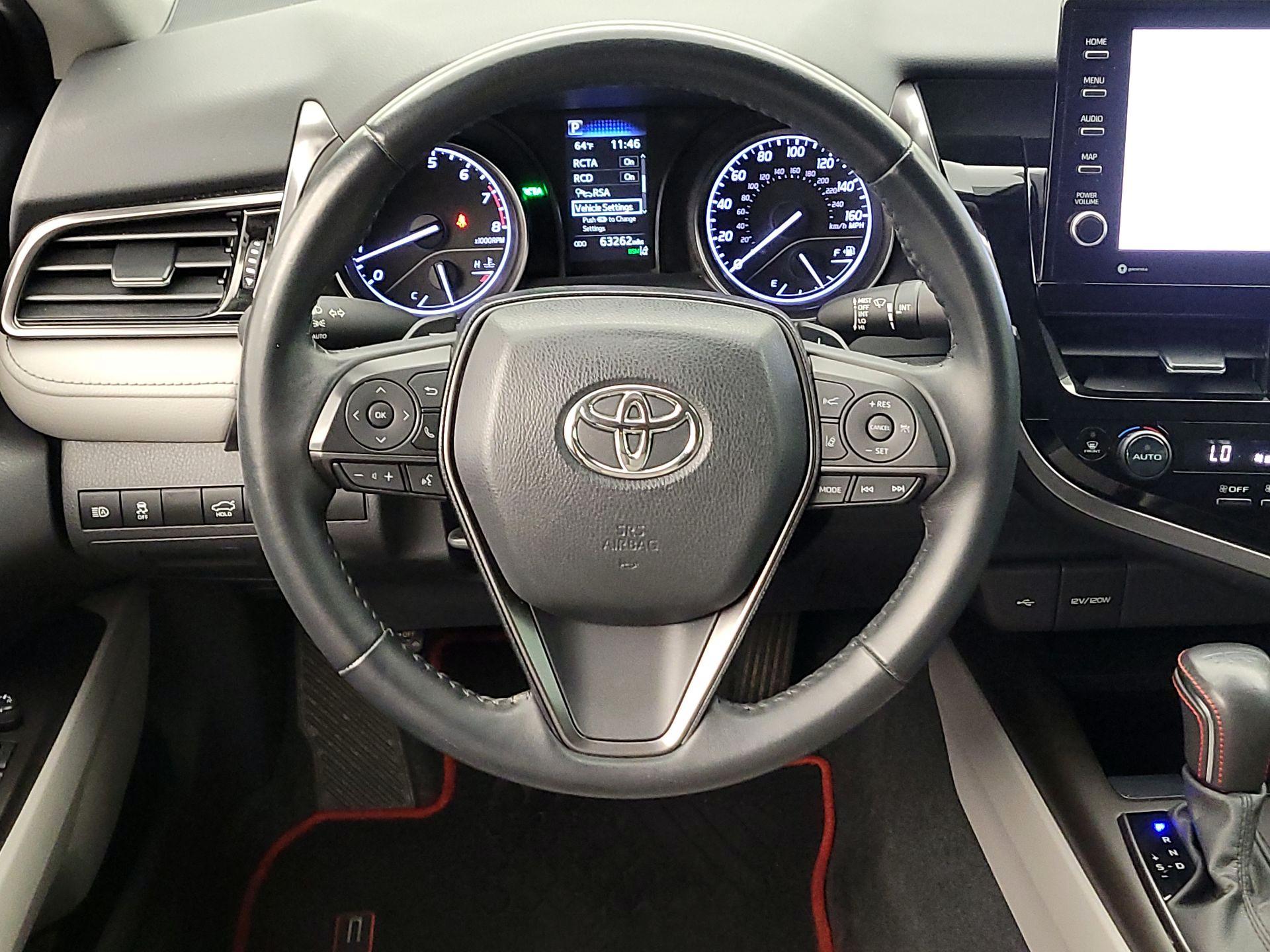 Thumbnail: 2022 Toyota Camry - 10
