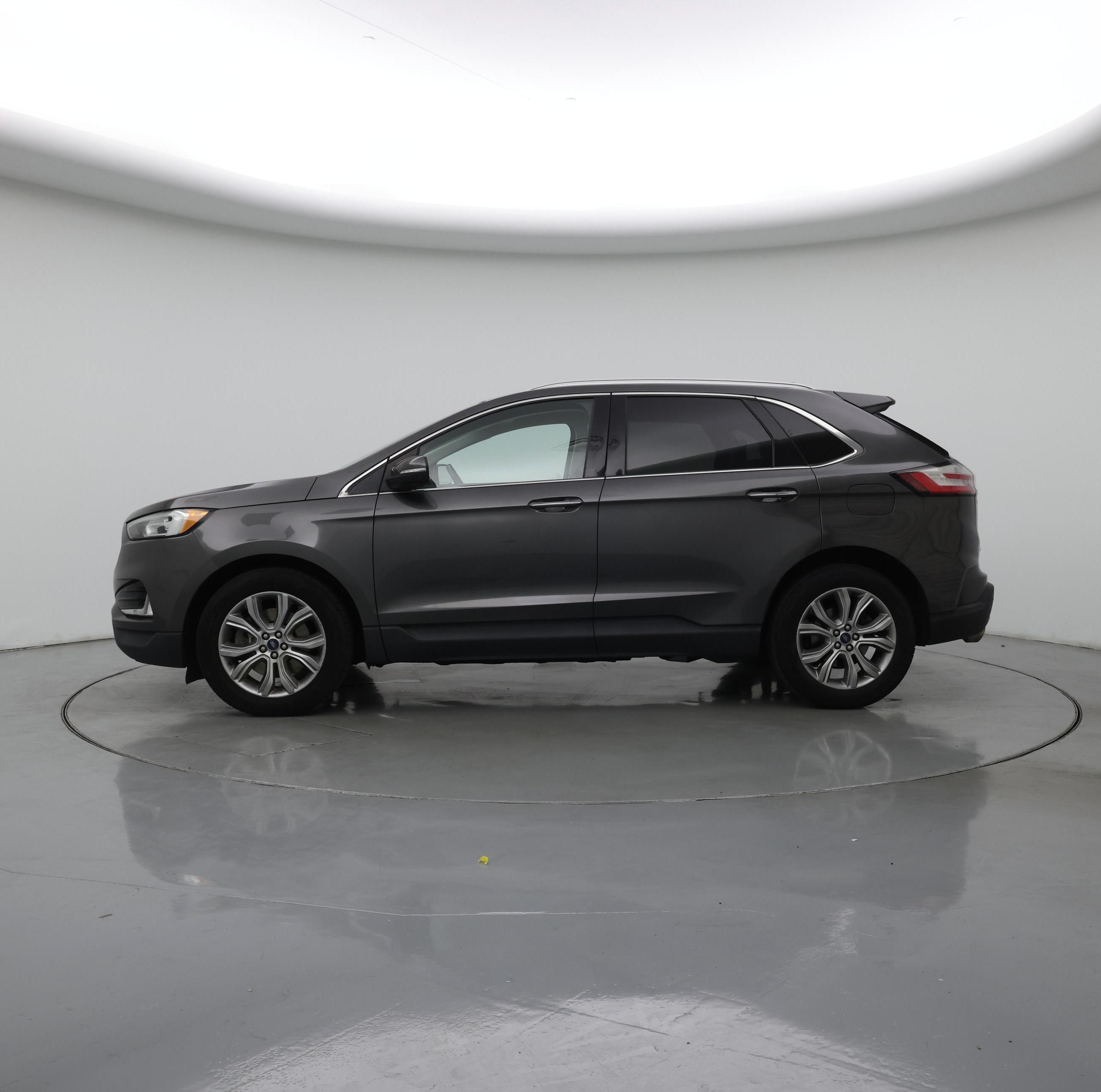 Thumbnail: 2019 Ford Edge - 3