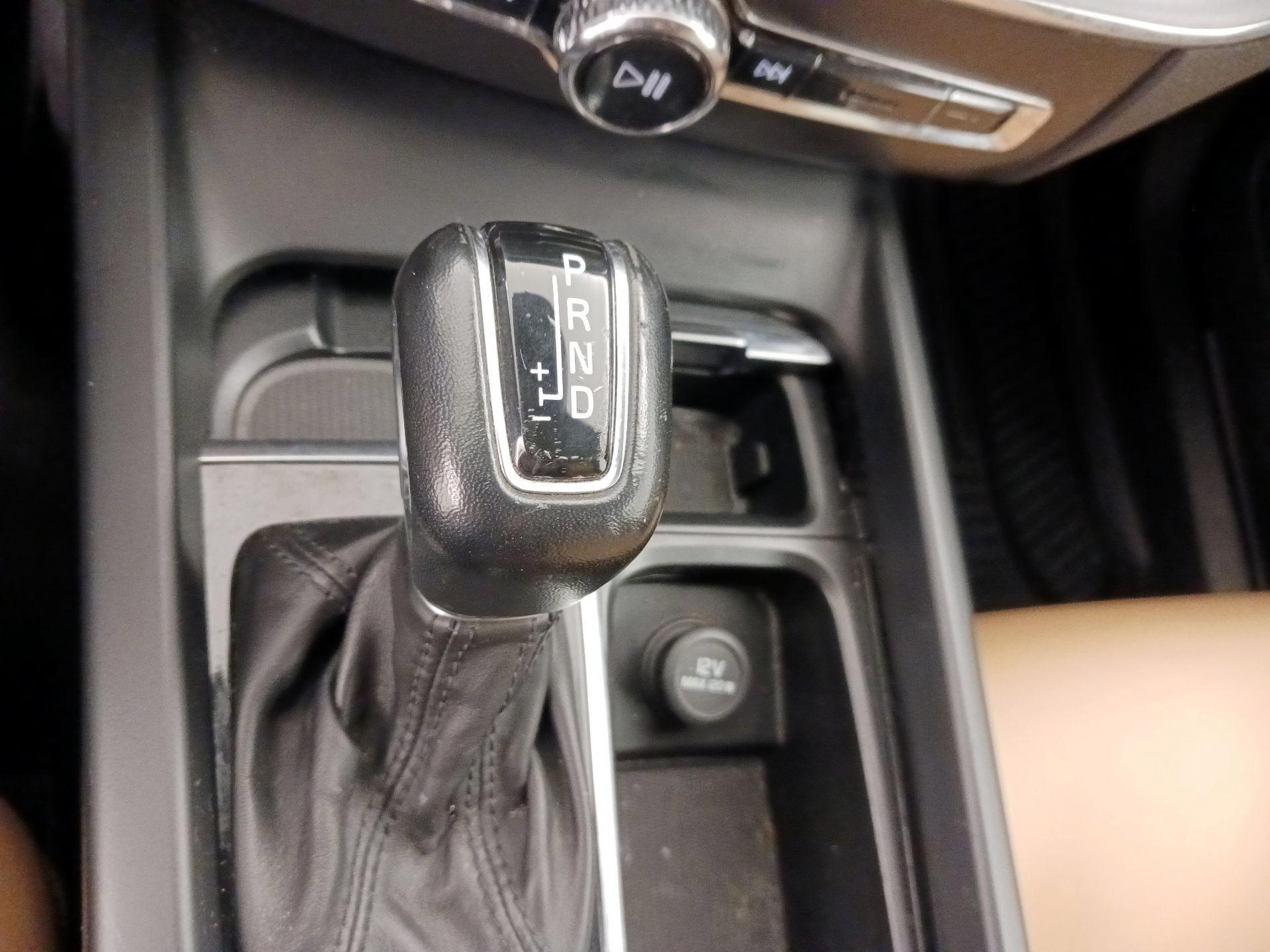Thumbnail: 2020 Volvo XC60 - 17