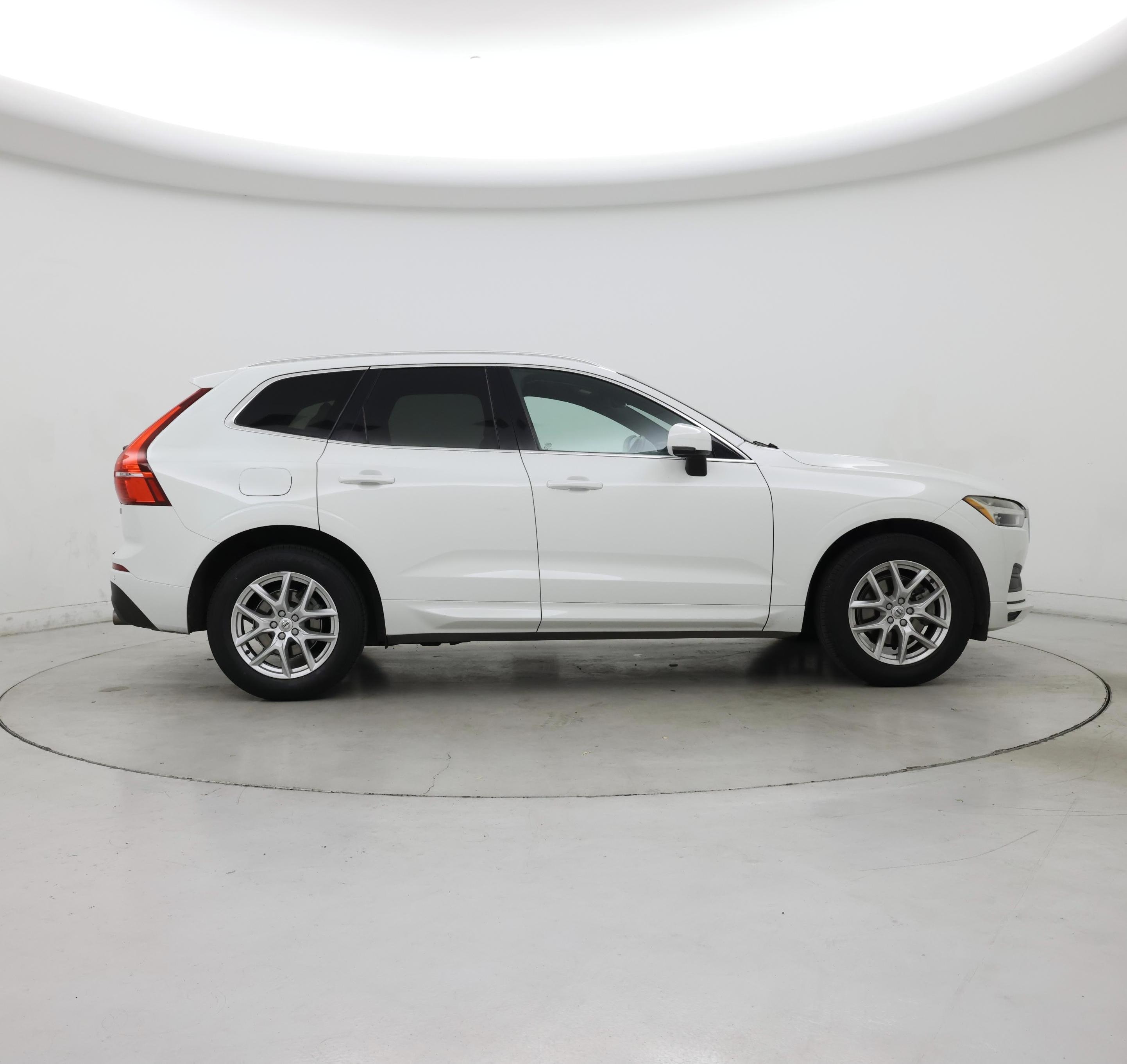 Thumbnail: 2020 Volvo XC60 - 7