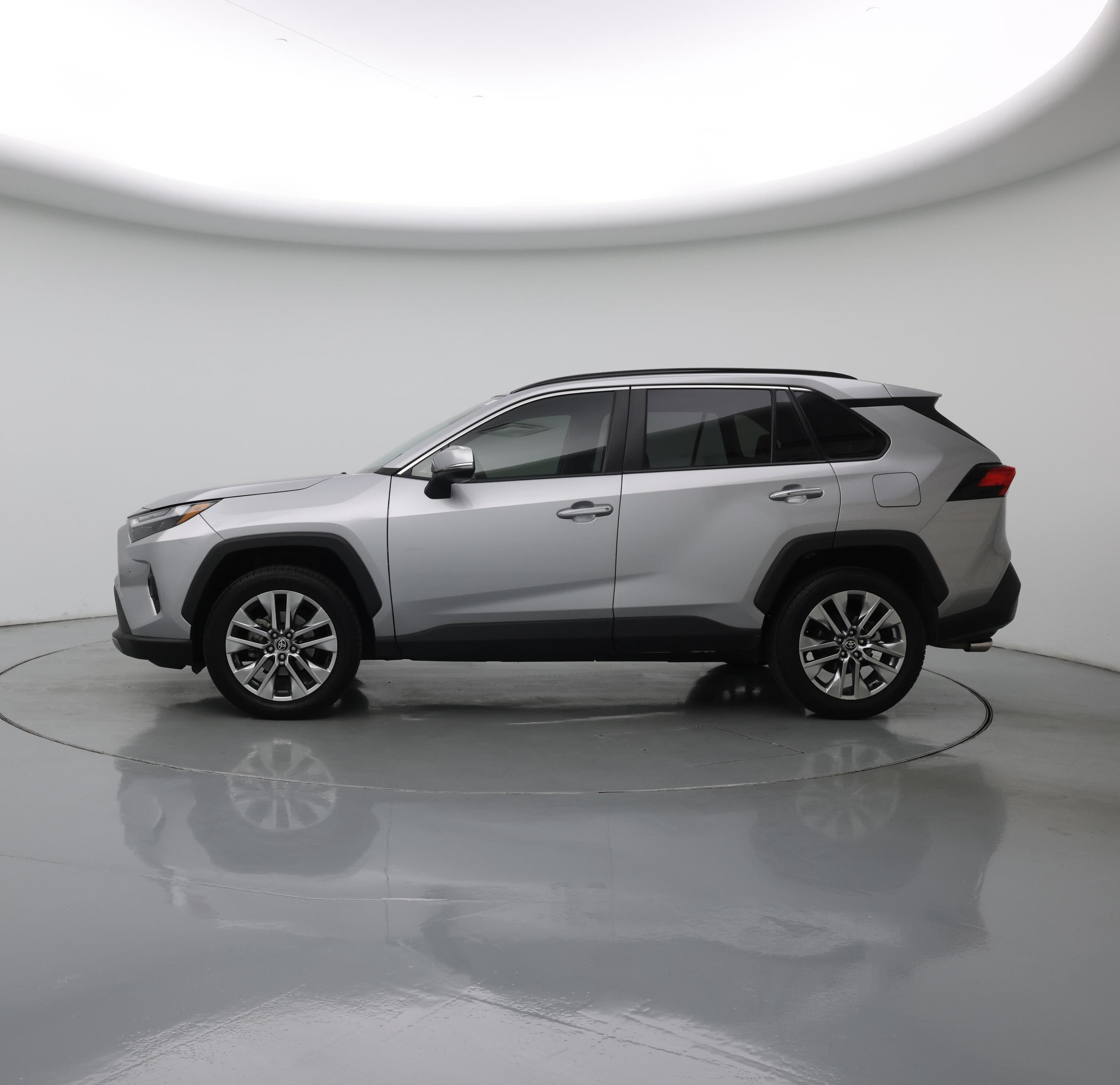 Thumbnail: 2023 Toyota RAV4 - 3