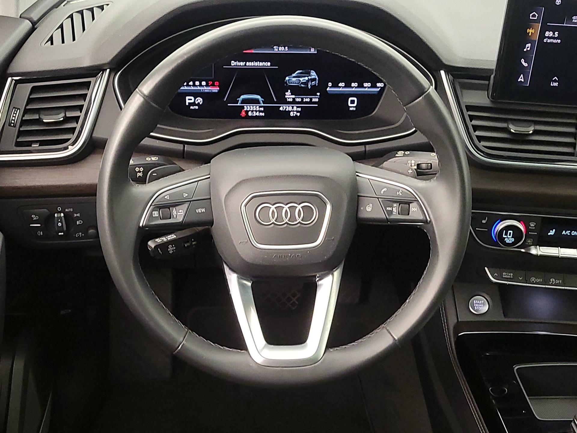 Thumbnail: 2023 Audi Q5 - 10