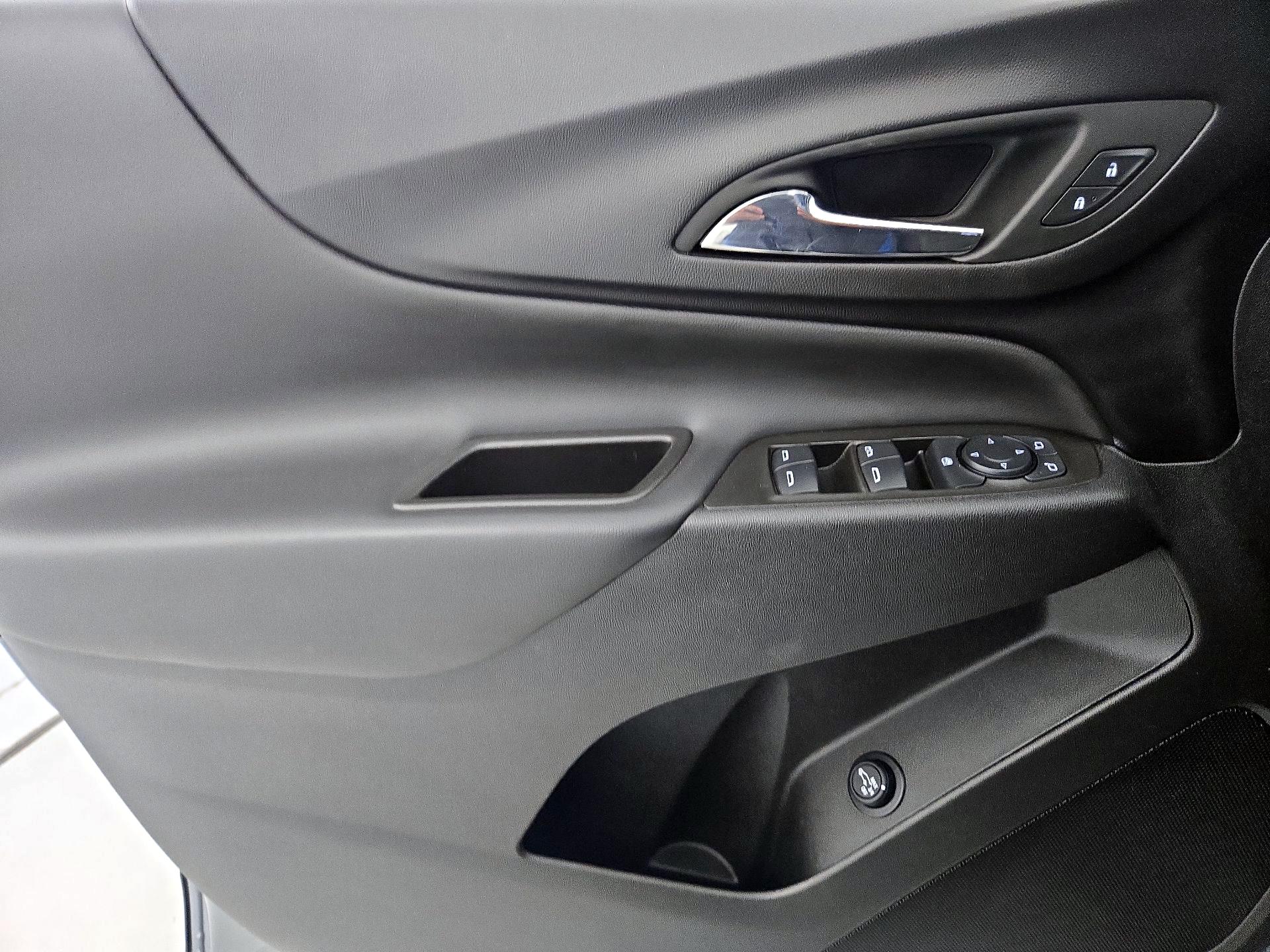 Thumbnail: 2024 Chevrolet Equinox - 12