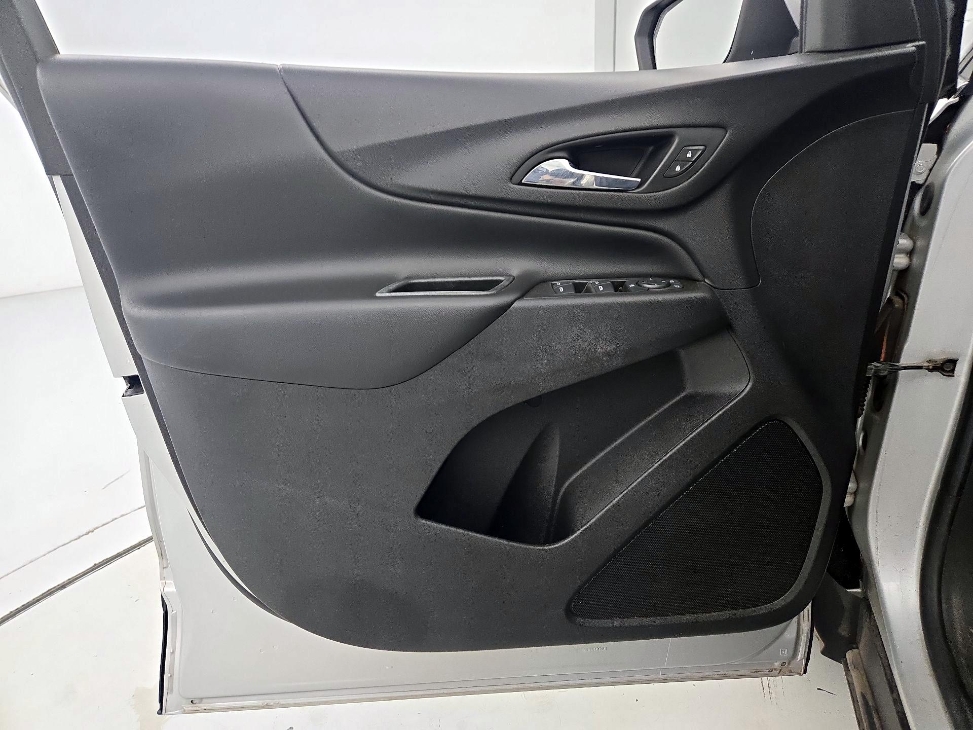 Thumbnail: 2021 Chevrolet Equinox - 12