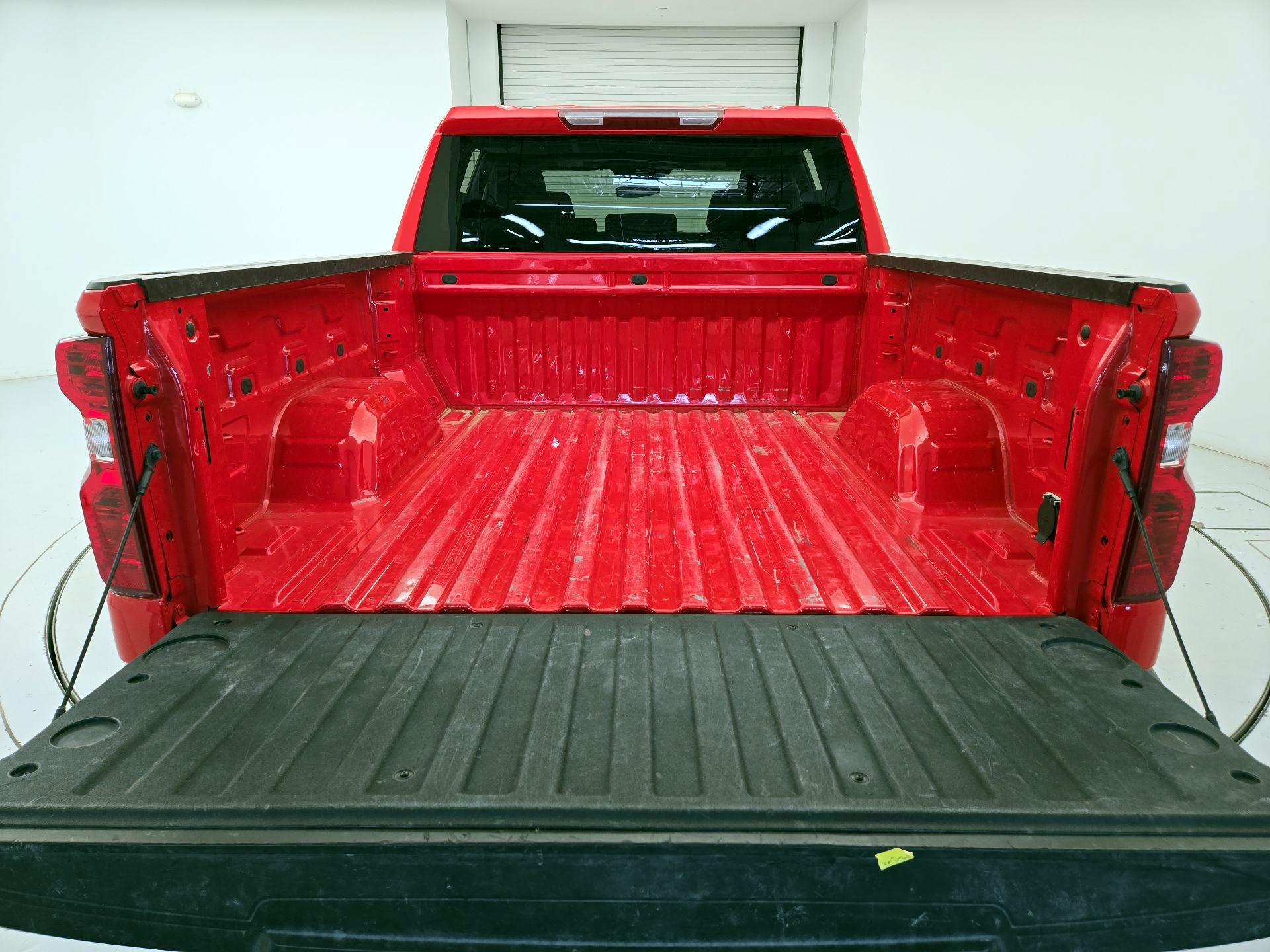 Thumbnail: 2025 Chevrolet Silverado 1500 - 20
