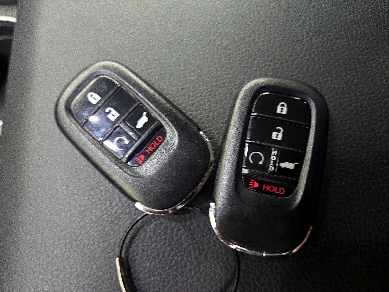 2025 Honda Pilot EX-L - Photo 23
