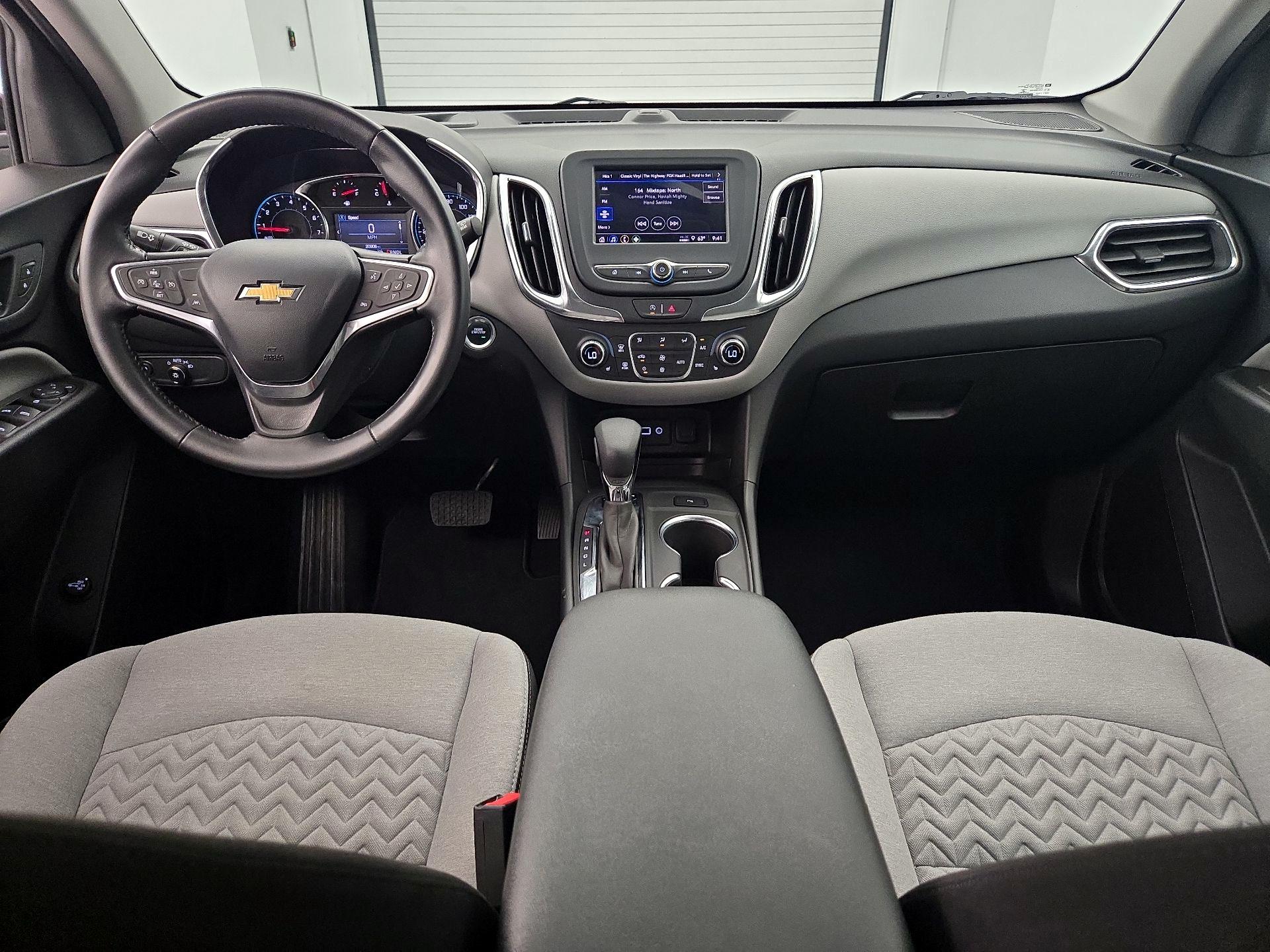 Thumbnail: 2022 Chevrolet Equinox - 9