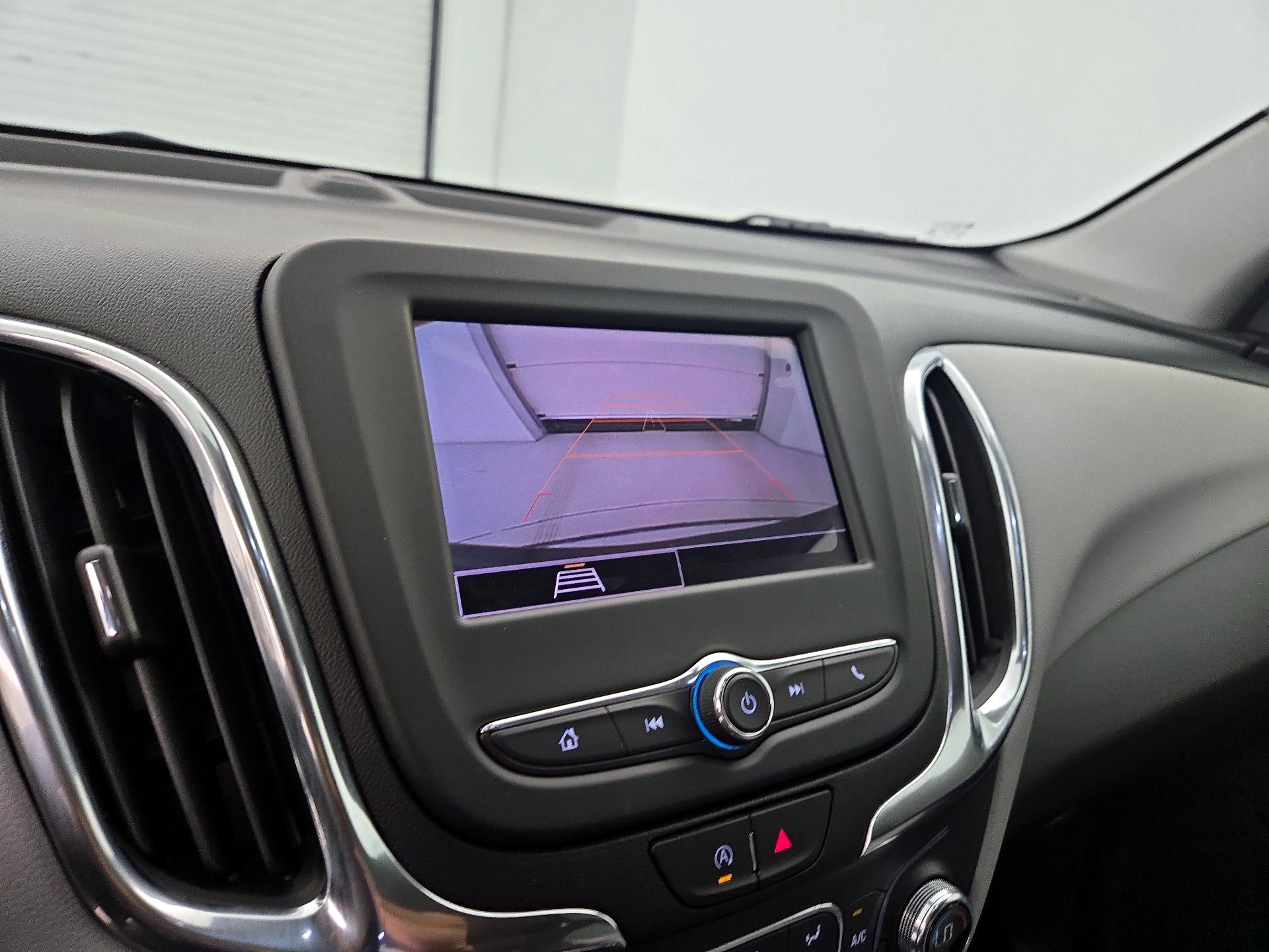Thumbnail: 2022 Chevrolet Equinox - 14
