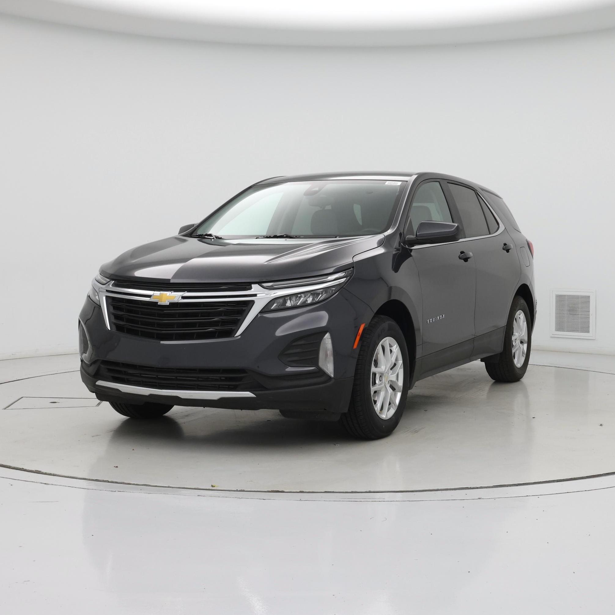 Thumbnail: 2022 Chevrolet Equinox - 4