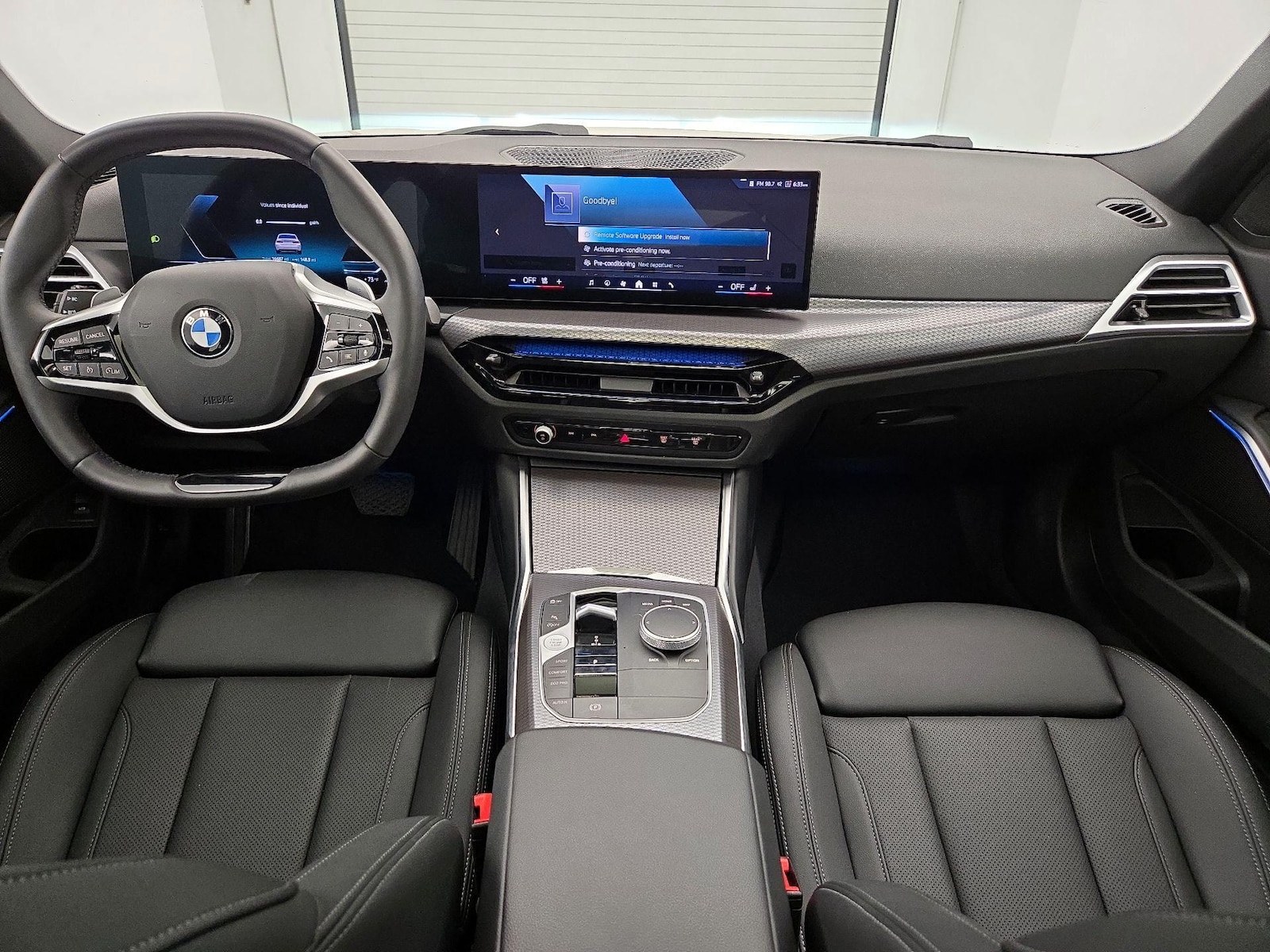 2025 BMW 3 Series 330i - Photo 10