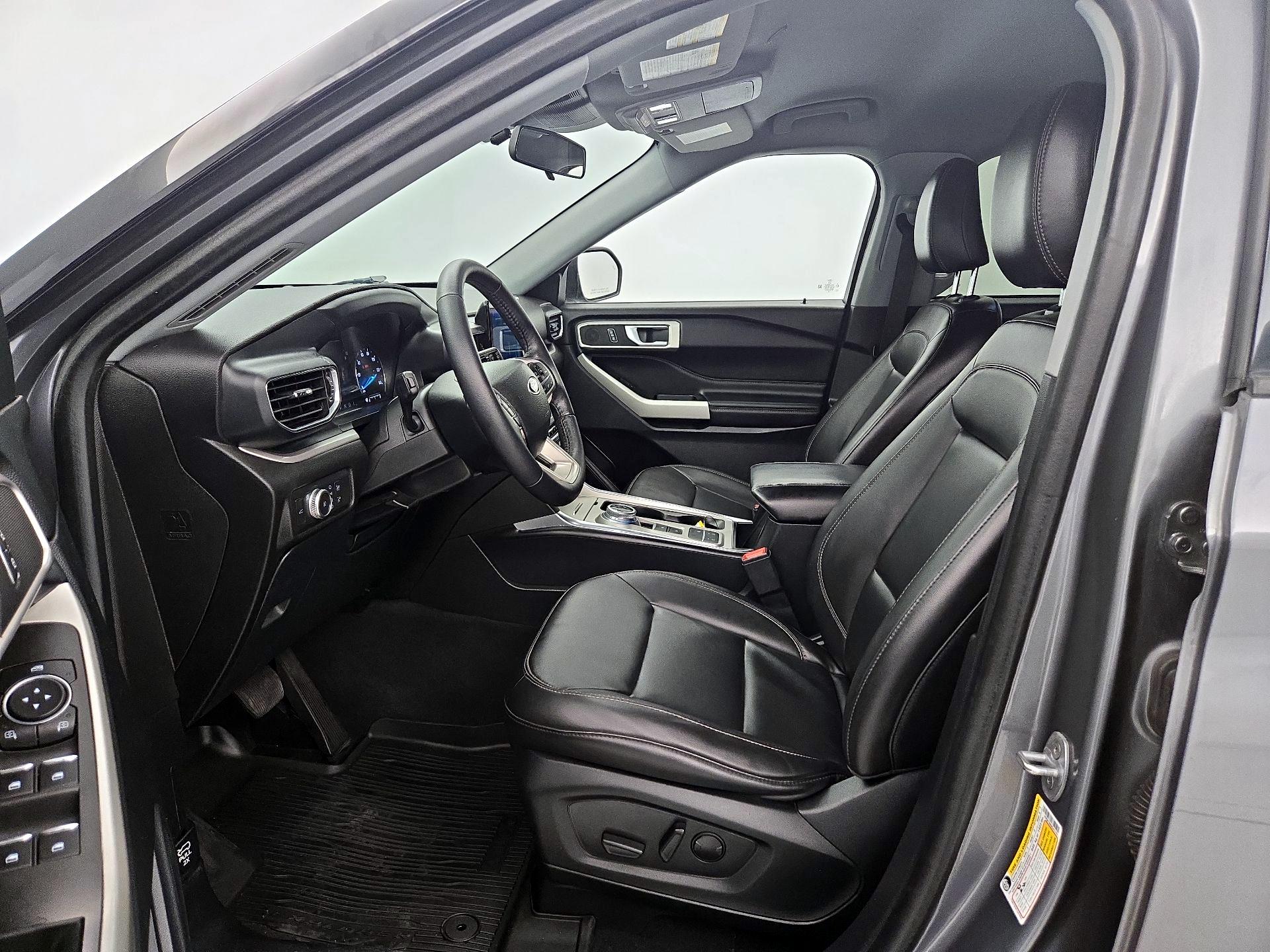 Thumbnail: 2022 Ford Explorer - 11