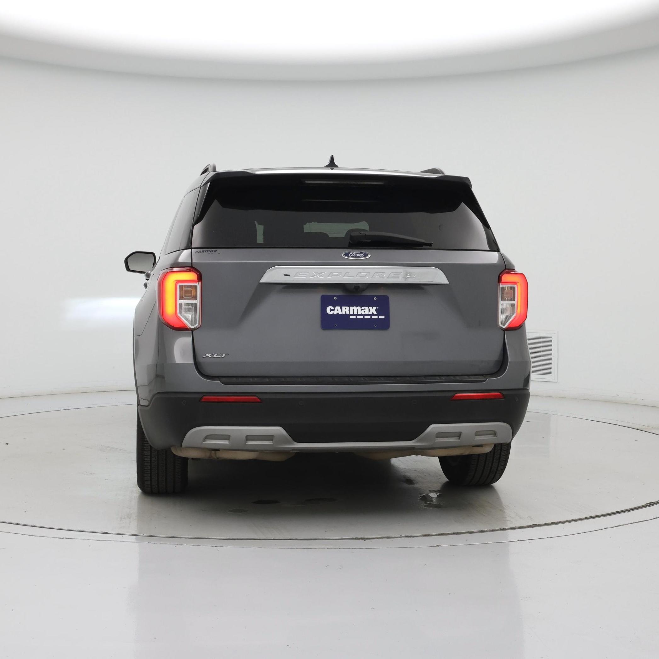 Thumbnail: 2022 Ford Explorer - 6