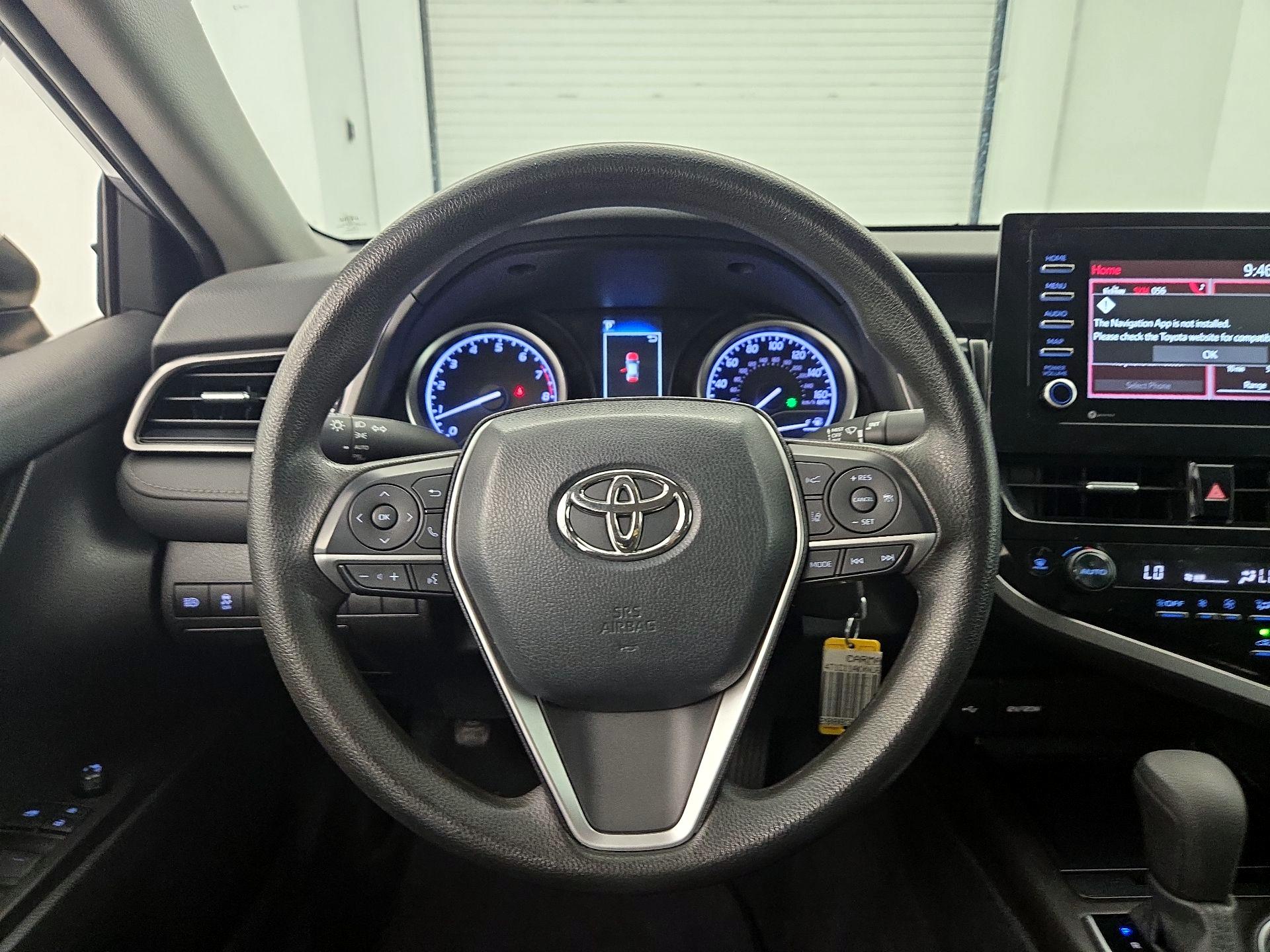 Thumbnail: 2022 Toyota Camry - 10