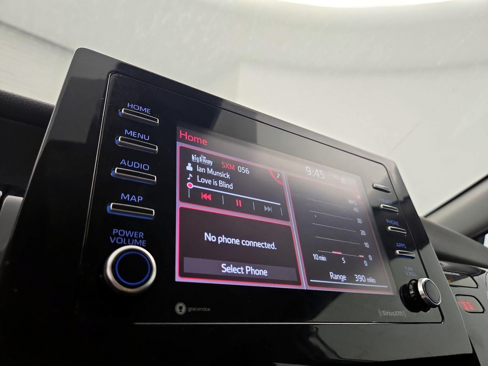2022 Toyota Camry LE - Photo 16