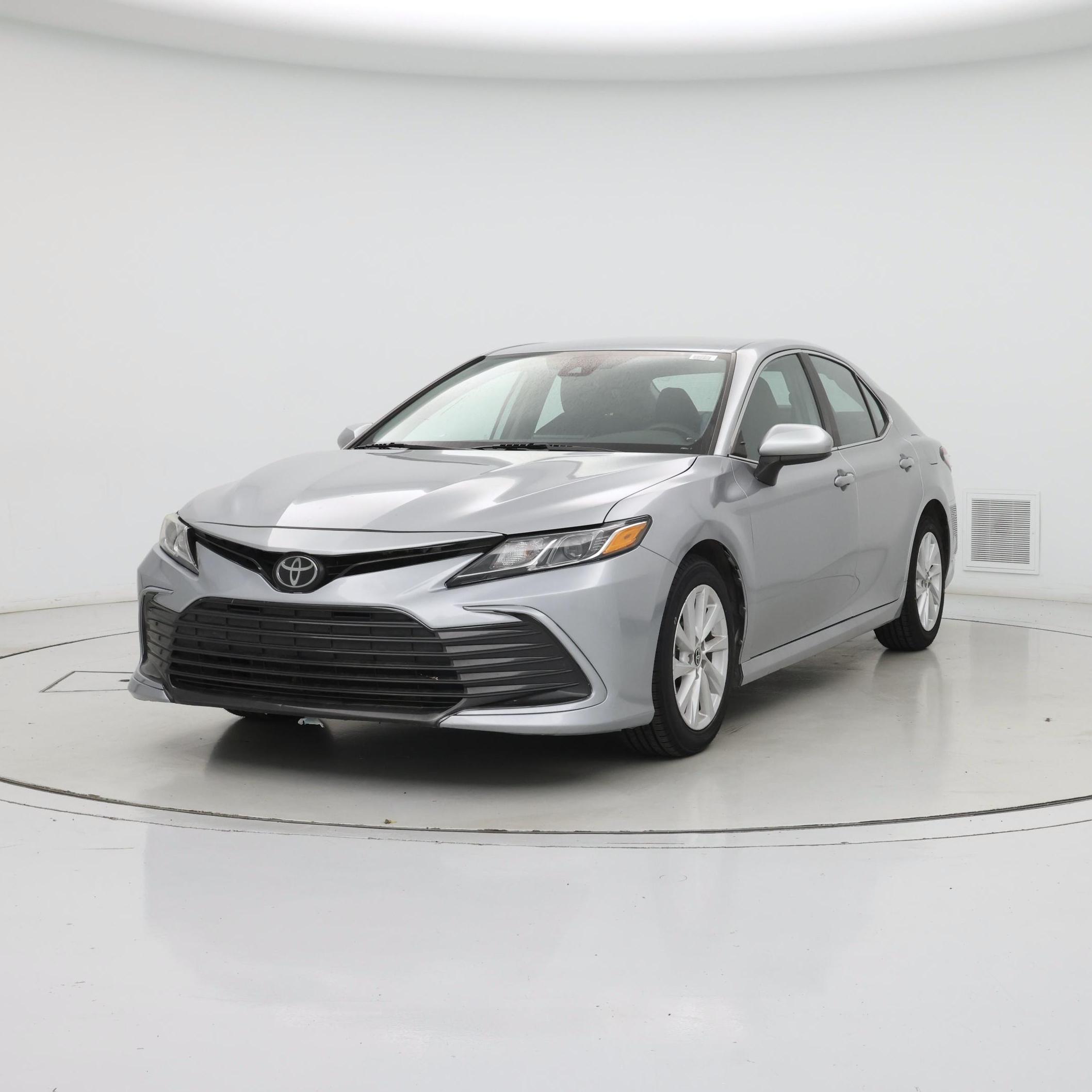 Thumbnail: 2022 Toyota Camry - 4