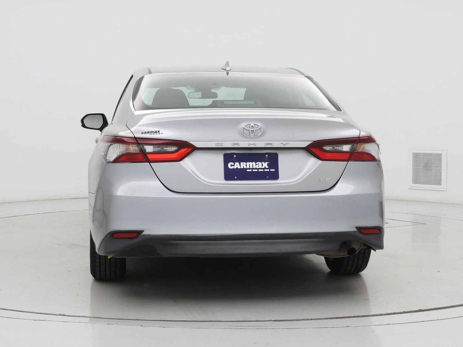 2022 Toyota Camry LE - Photo 7