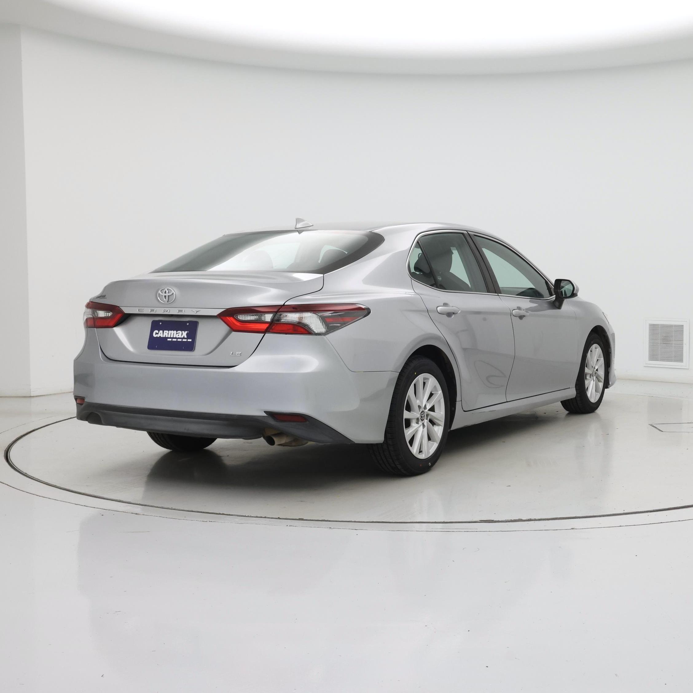 Thumbnail: 2022 Toyota Camry - 8