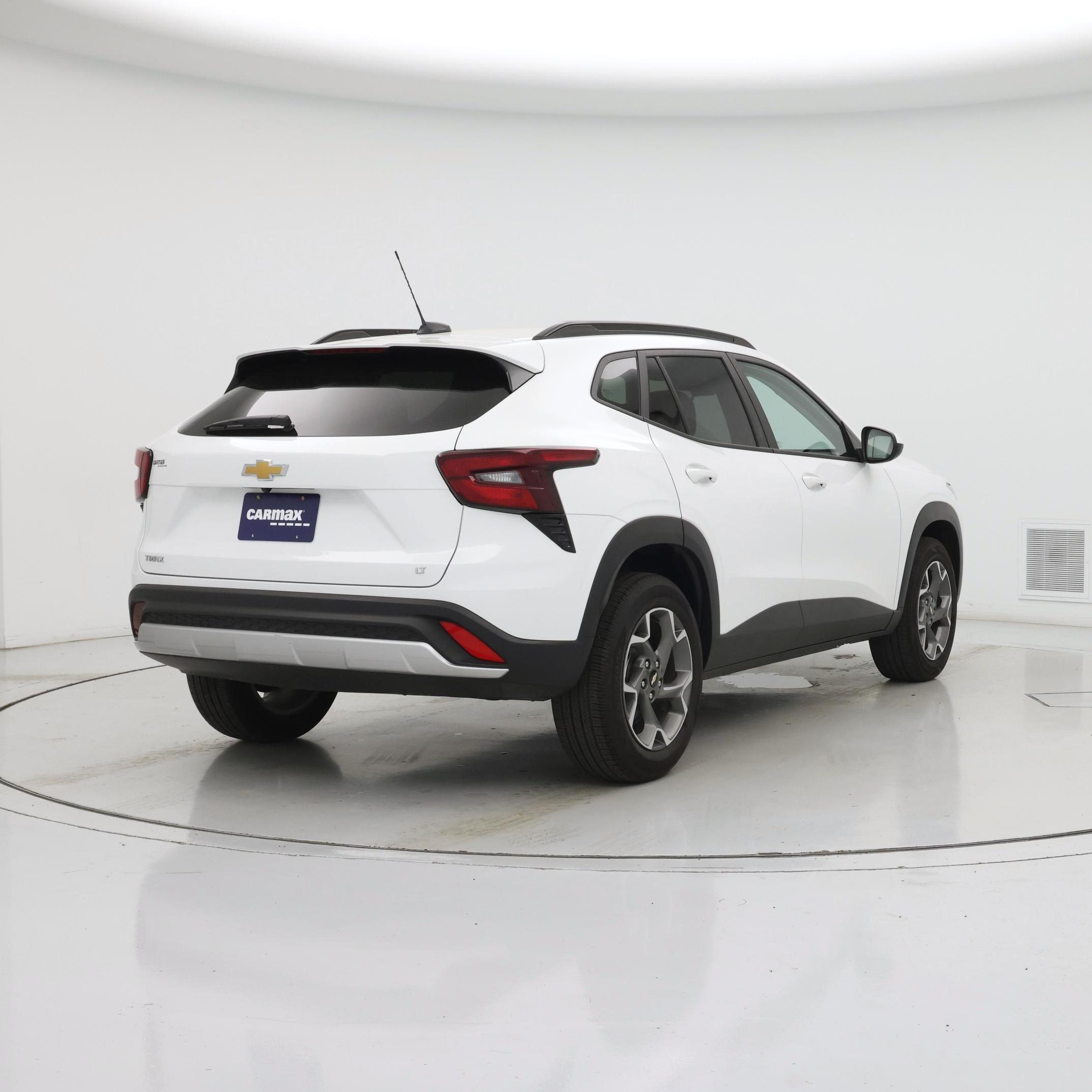 Thumbnail: 2025 Chevrolet Trax - 8