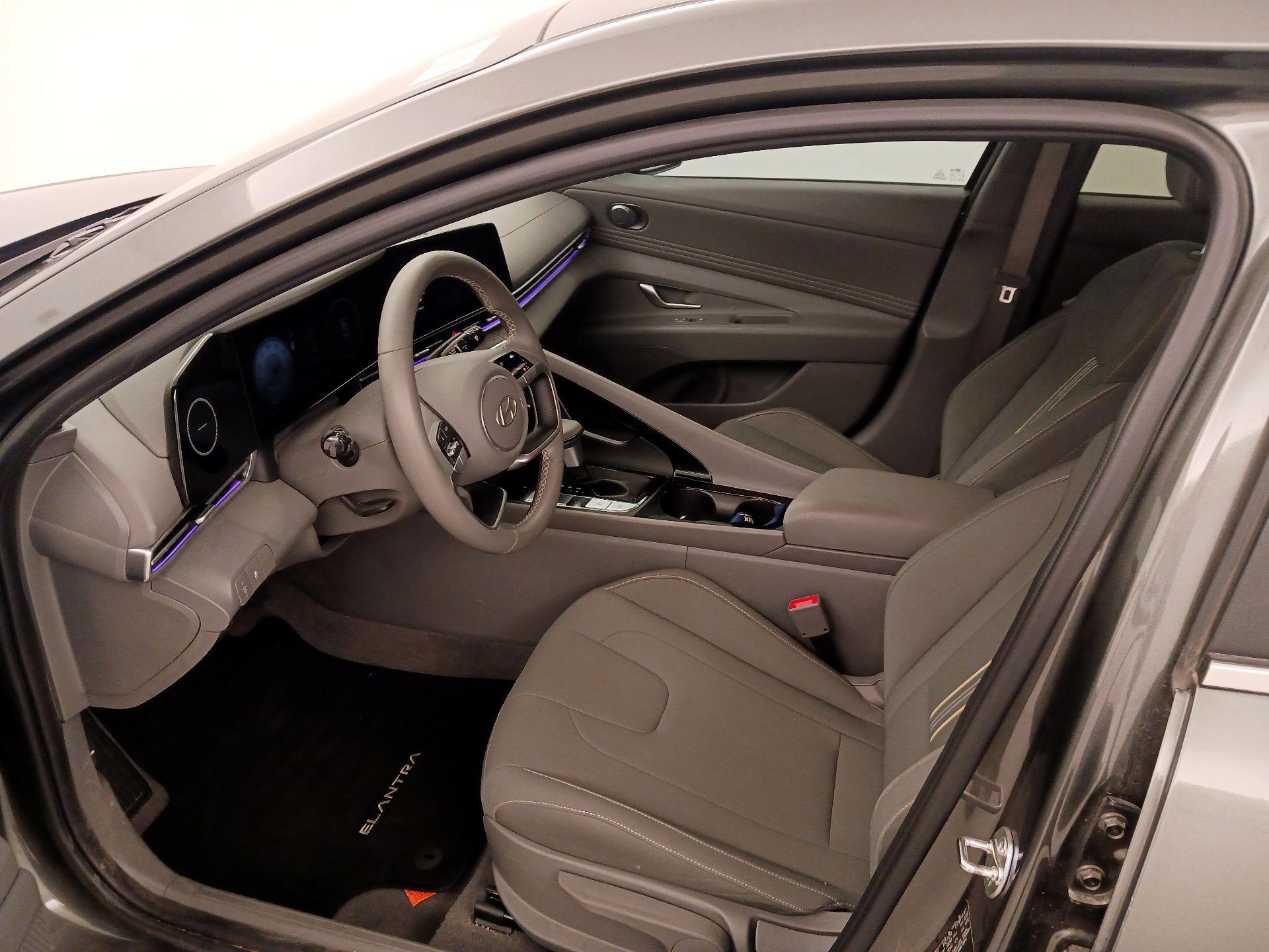 Thumbnail: 2025 Hyundai Elantra - 11