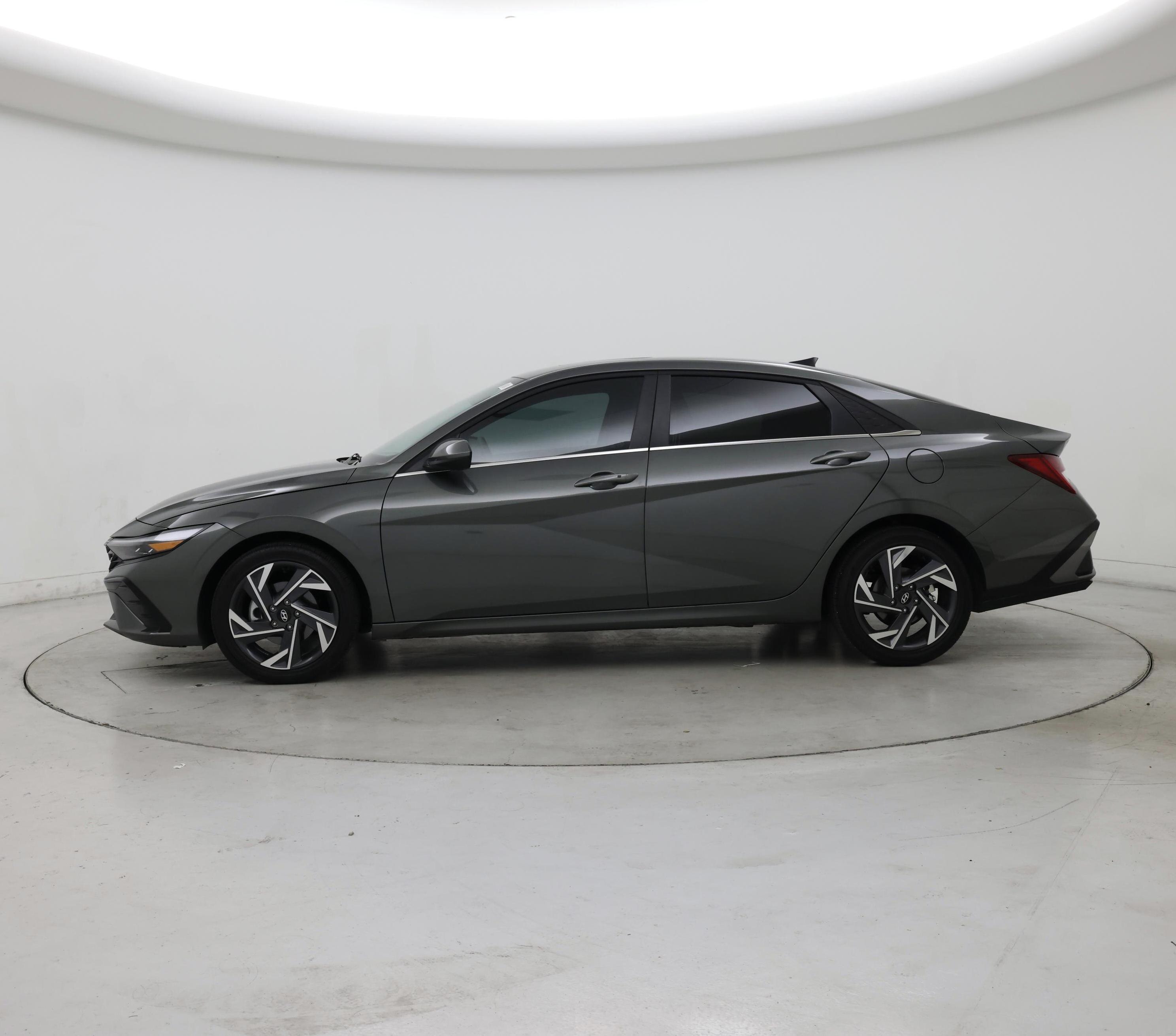 Thumbnail: 2025 Hyundai Elantra - 3