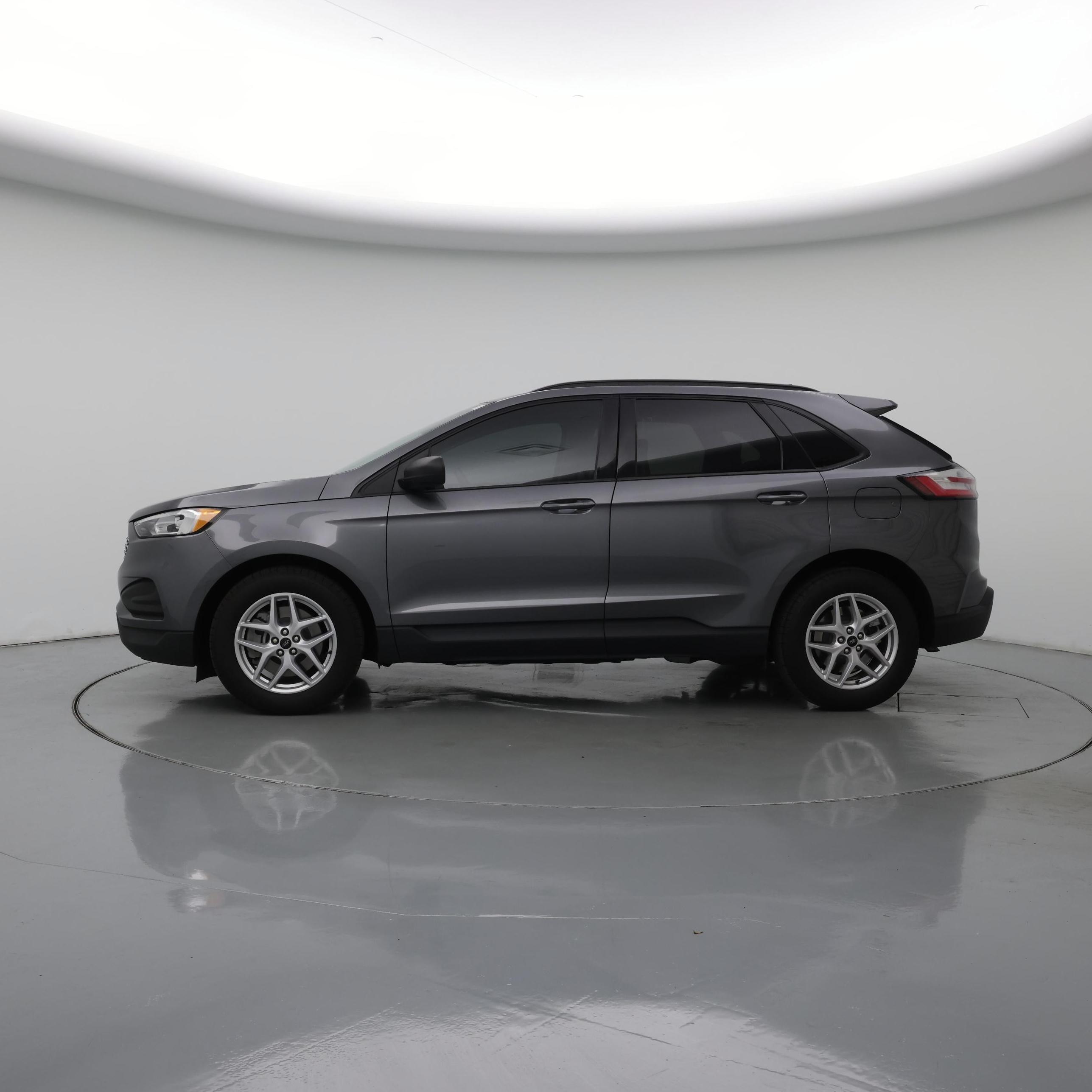 Thumbnail: 2024 Ford Edge - 3