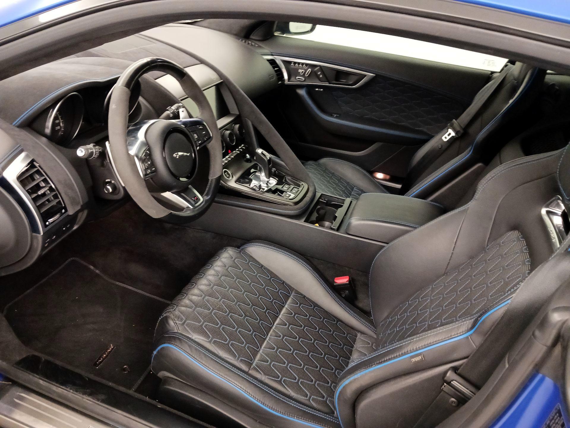 Thumbnail: 2019 Jaguar F-Type - 11