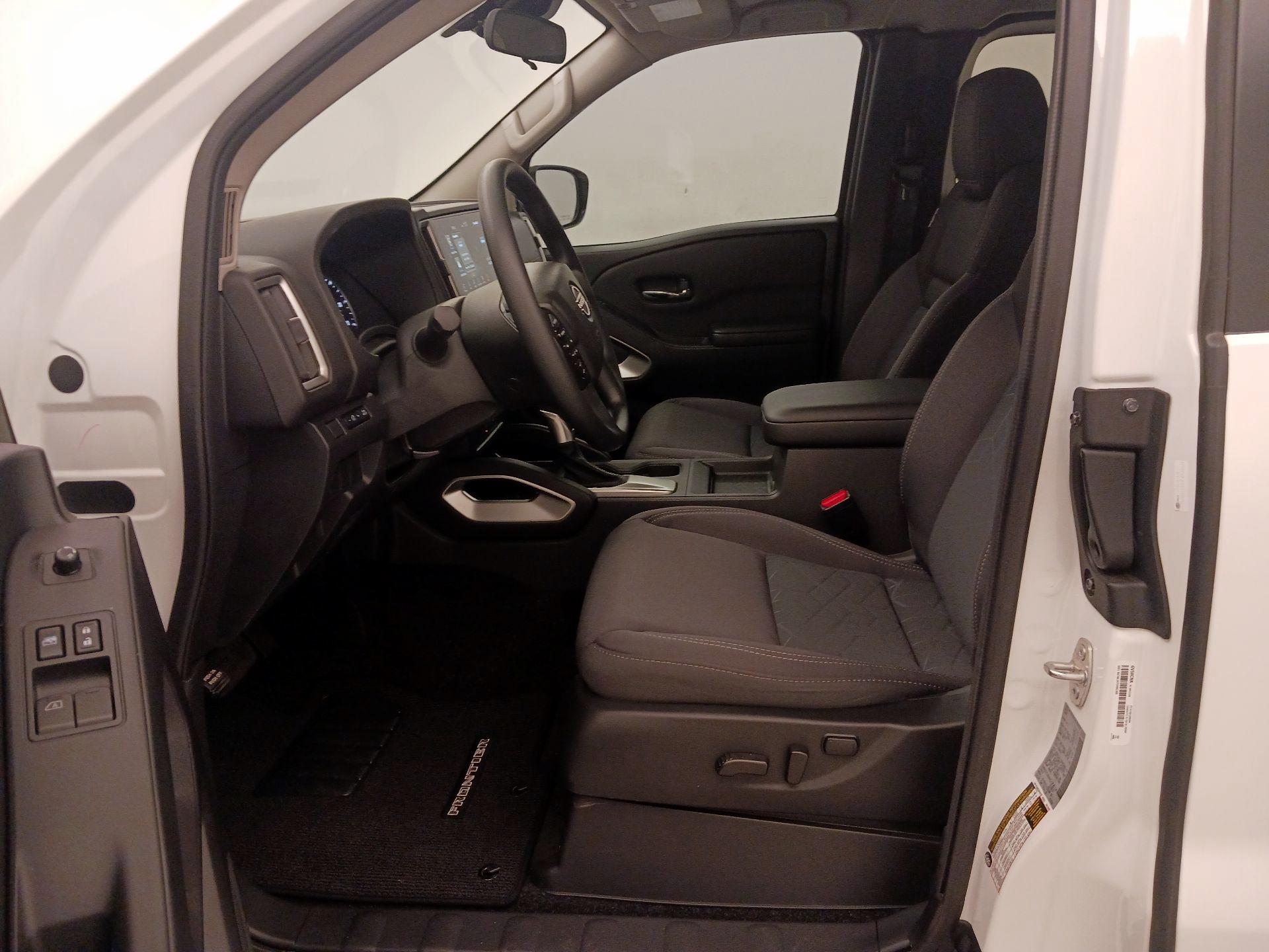 Thumbnail: 2025 Nissan Frontier - 11