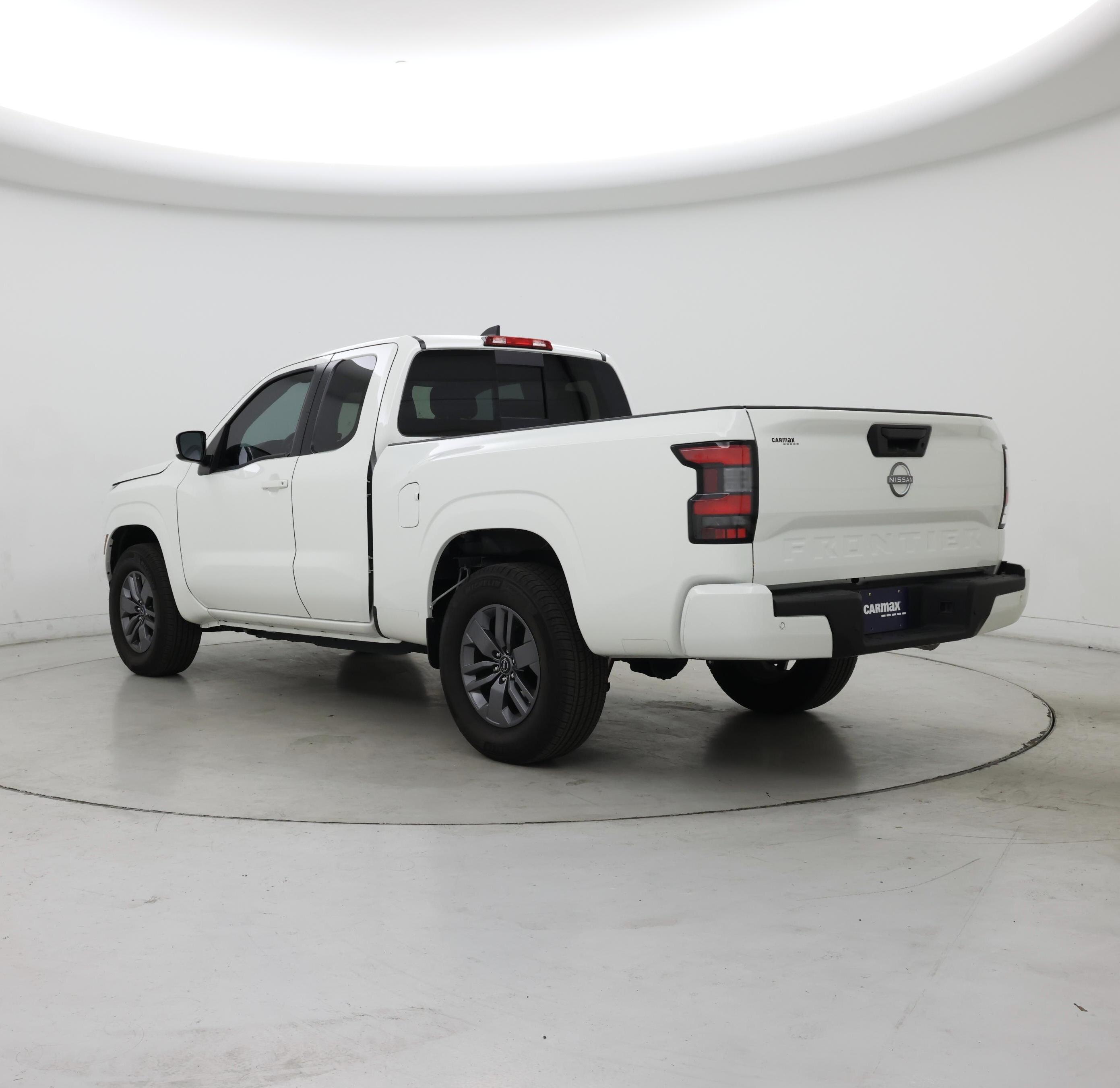 Thumbnail: 2025 Nissan Frontier - 2