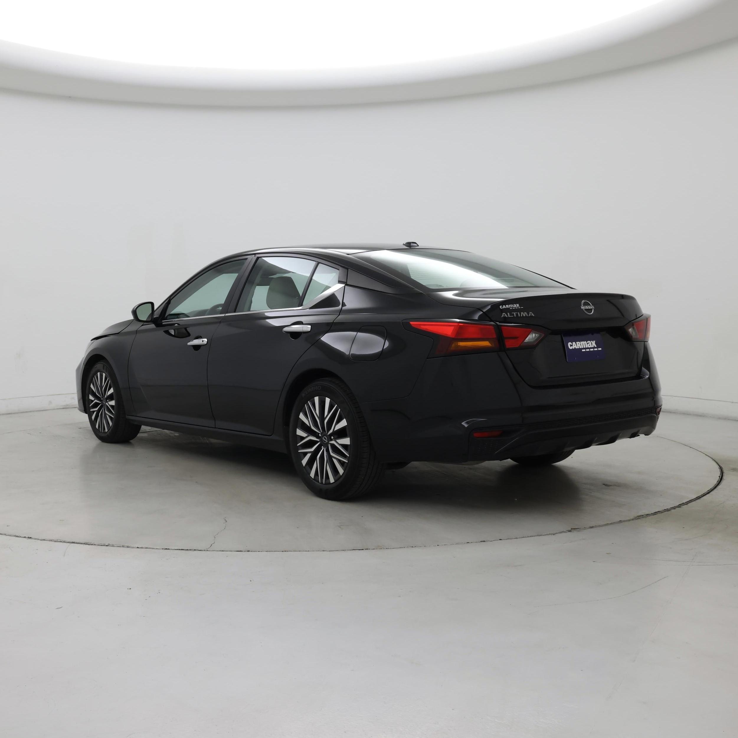 Thumbnail: 2025 Nissan Altima - 2