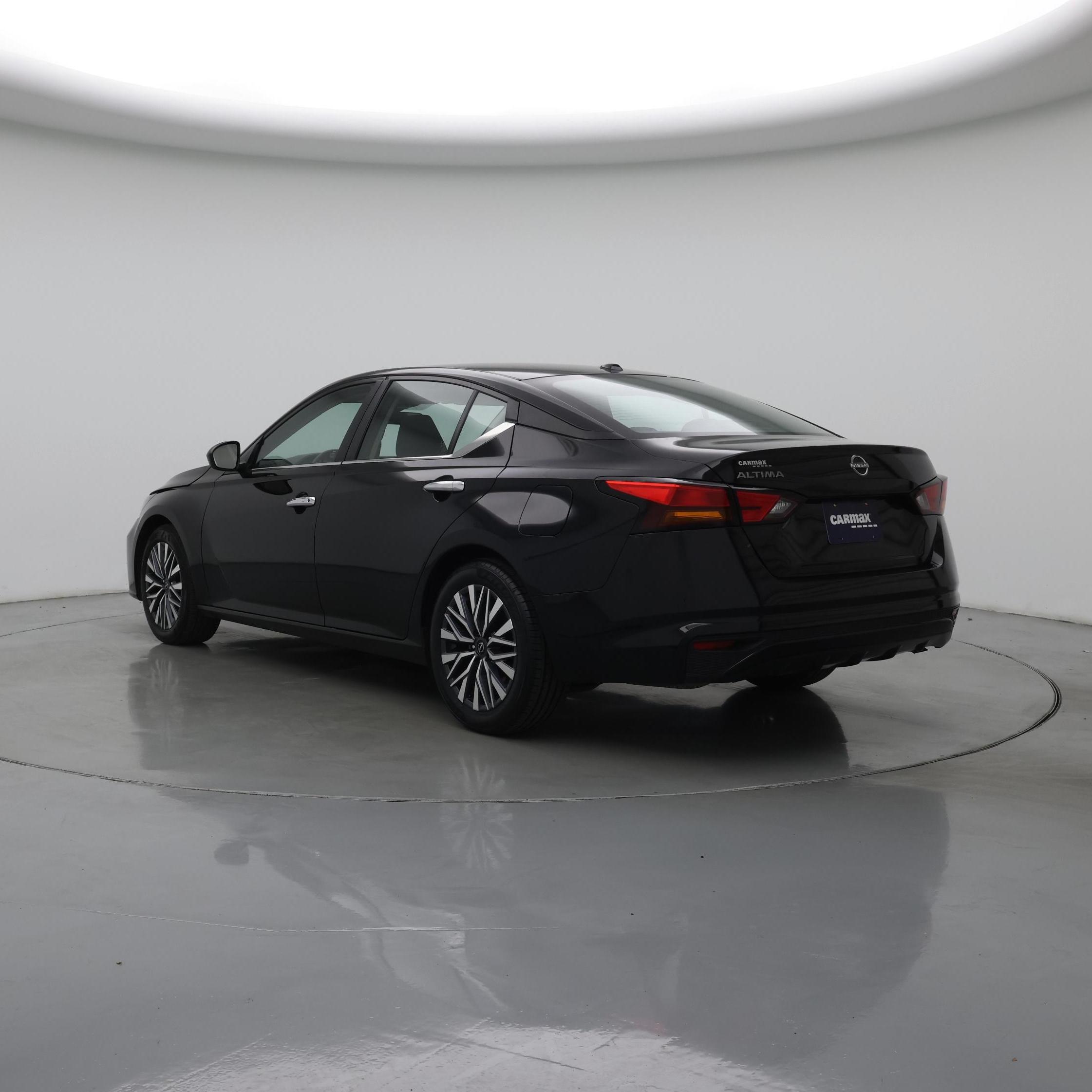 Thumbnail: 2025 Nissan Altima - 2