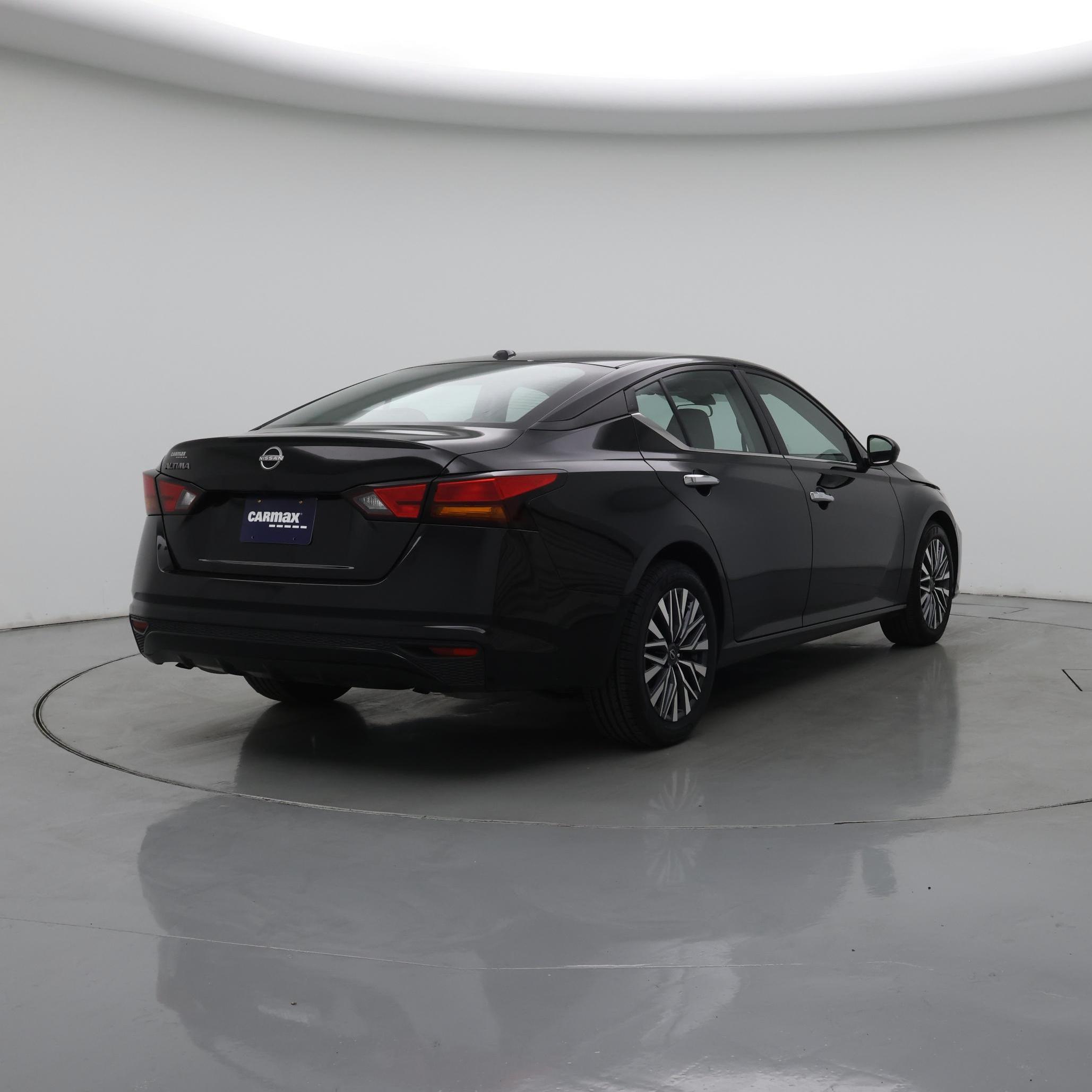 Thumbnail: 2025 Nissan Altima - 8
