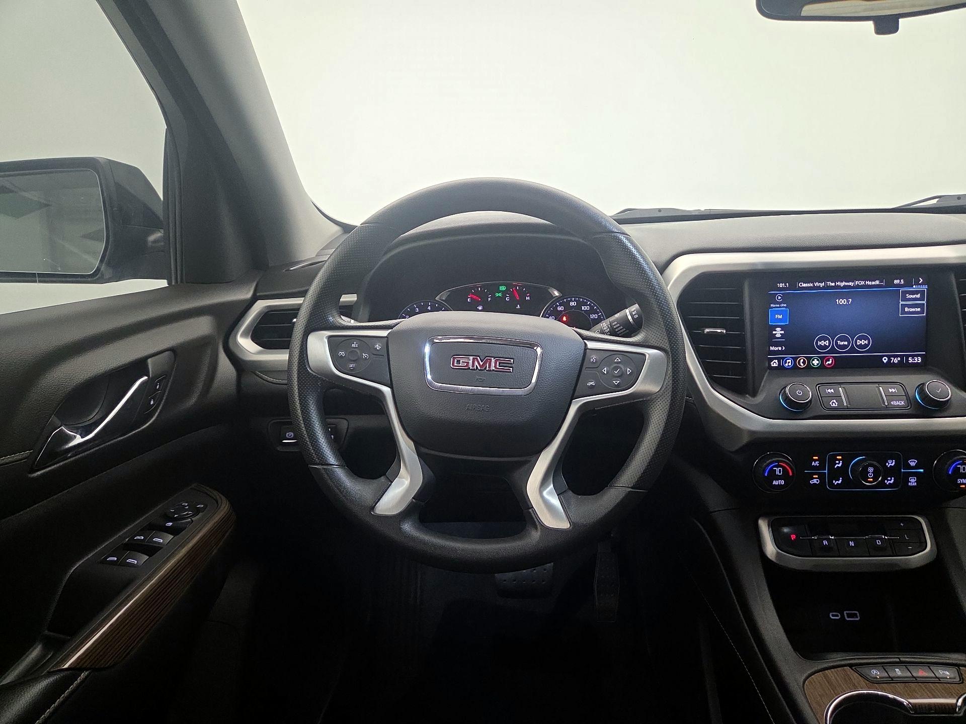 Thumbnail: 2022 GMC Acadia - 10
