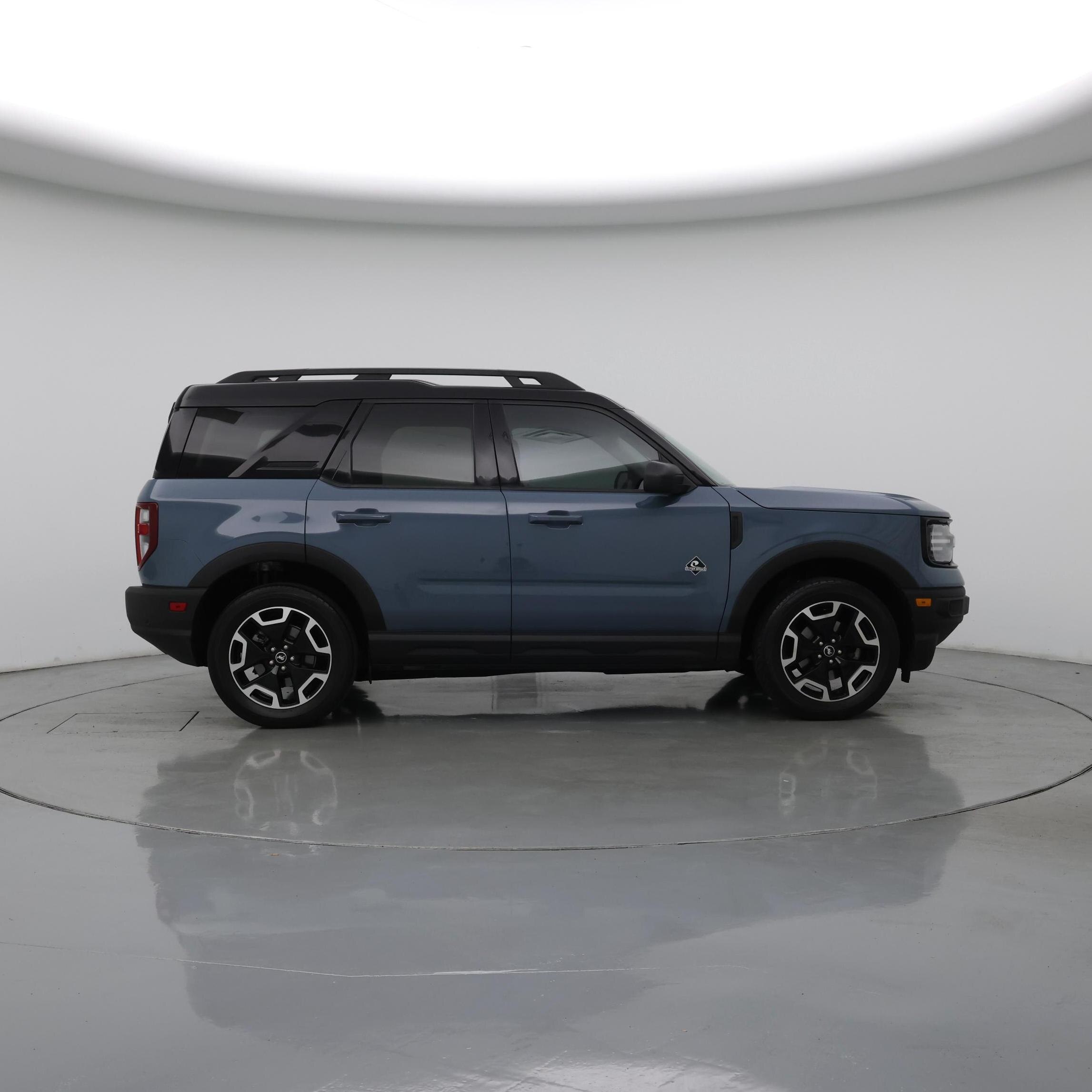Thumbnail: 2022 Ford Bronco Sport - 7