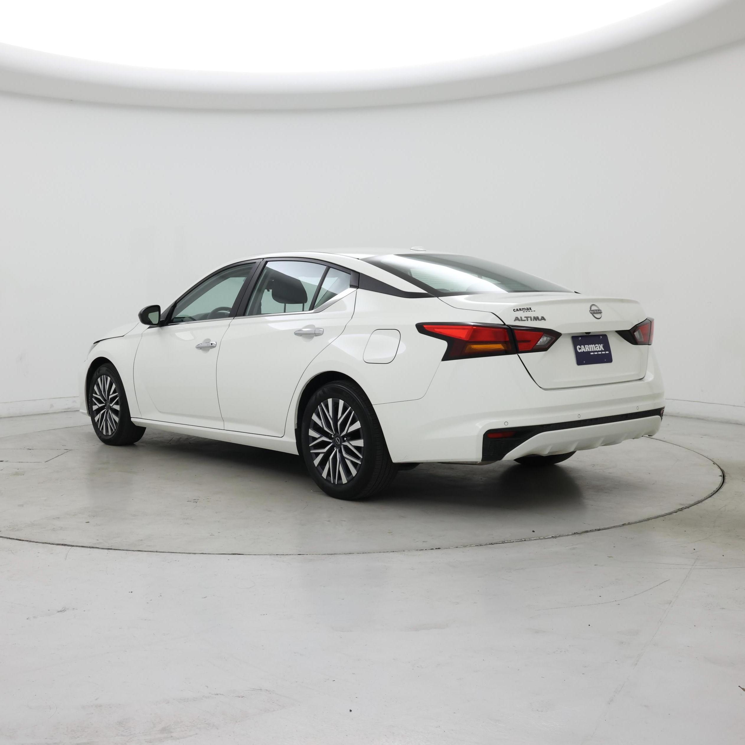Thumbnail: 2025 Nissan Altima - 2