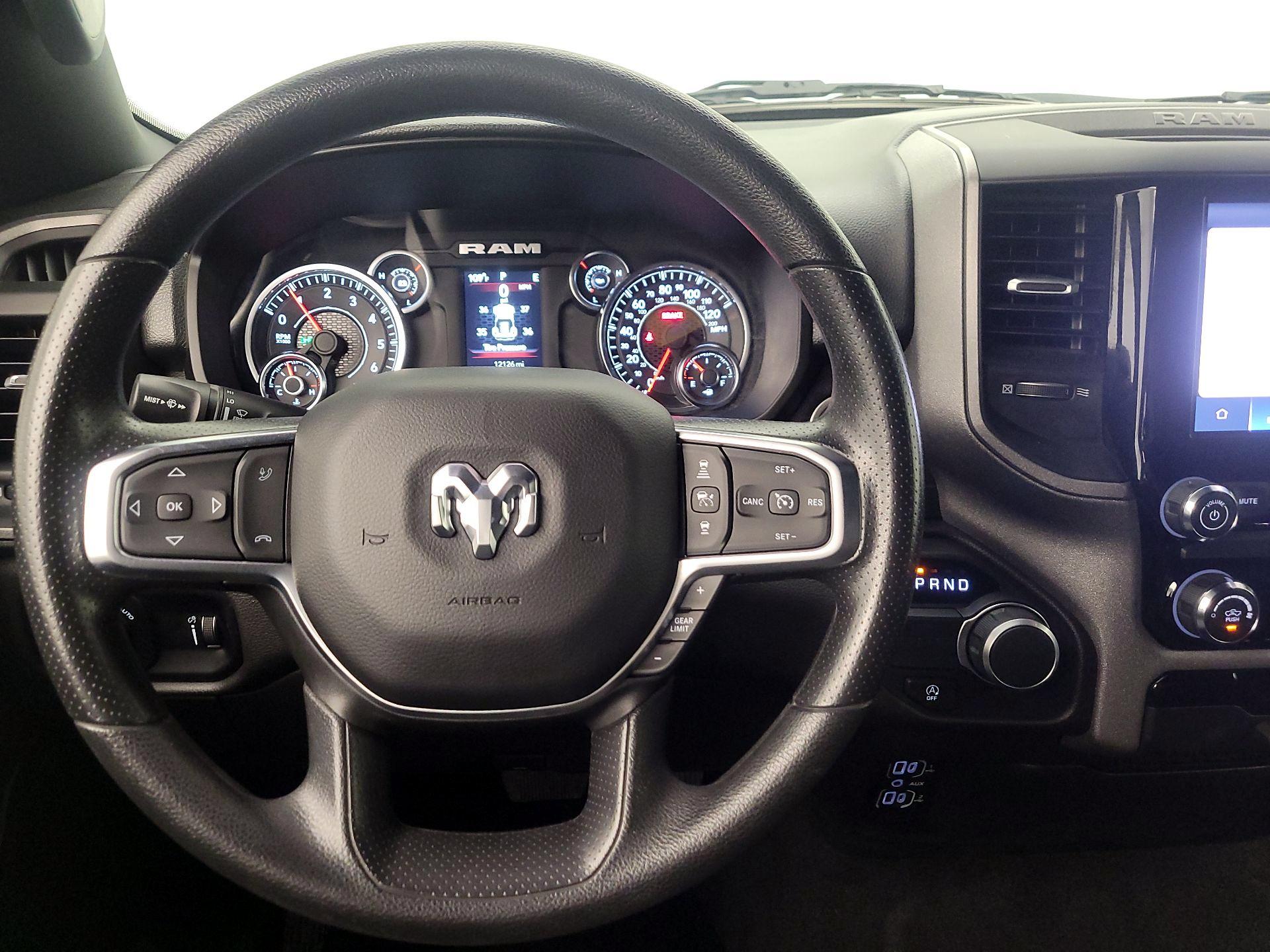 Thumbnail: 2025 RAM 1500 - 10