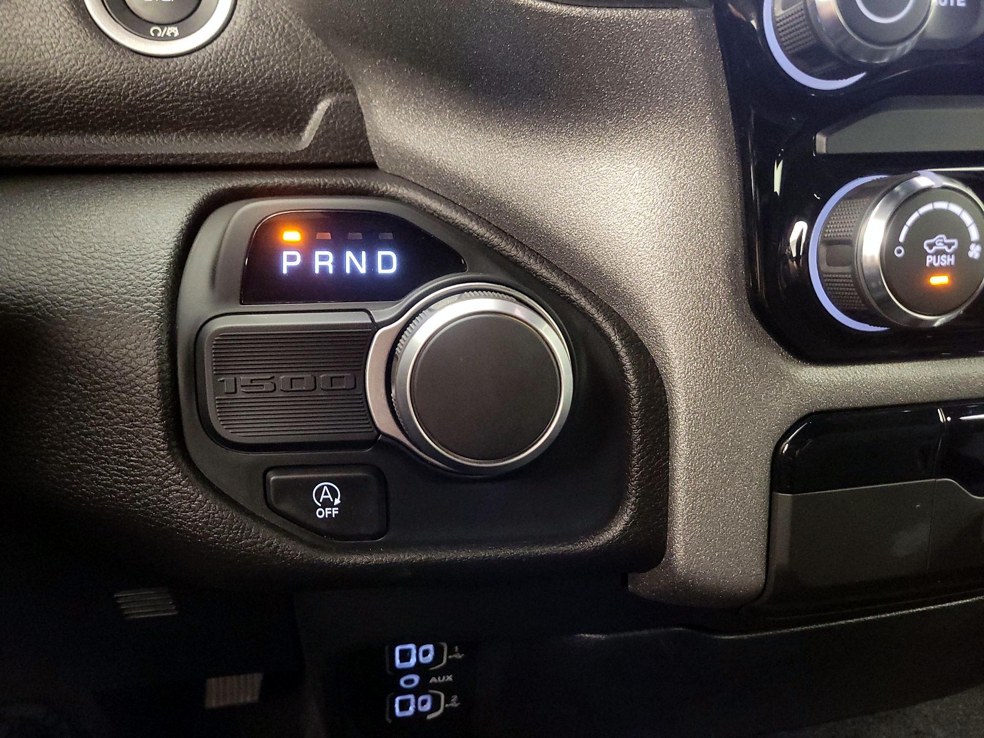 Thumbnail: 2025 RAM 1500 - 17
