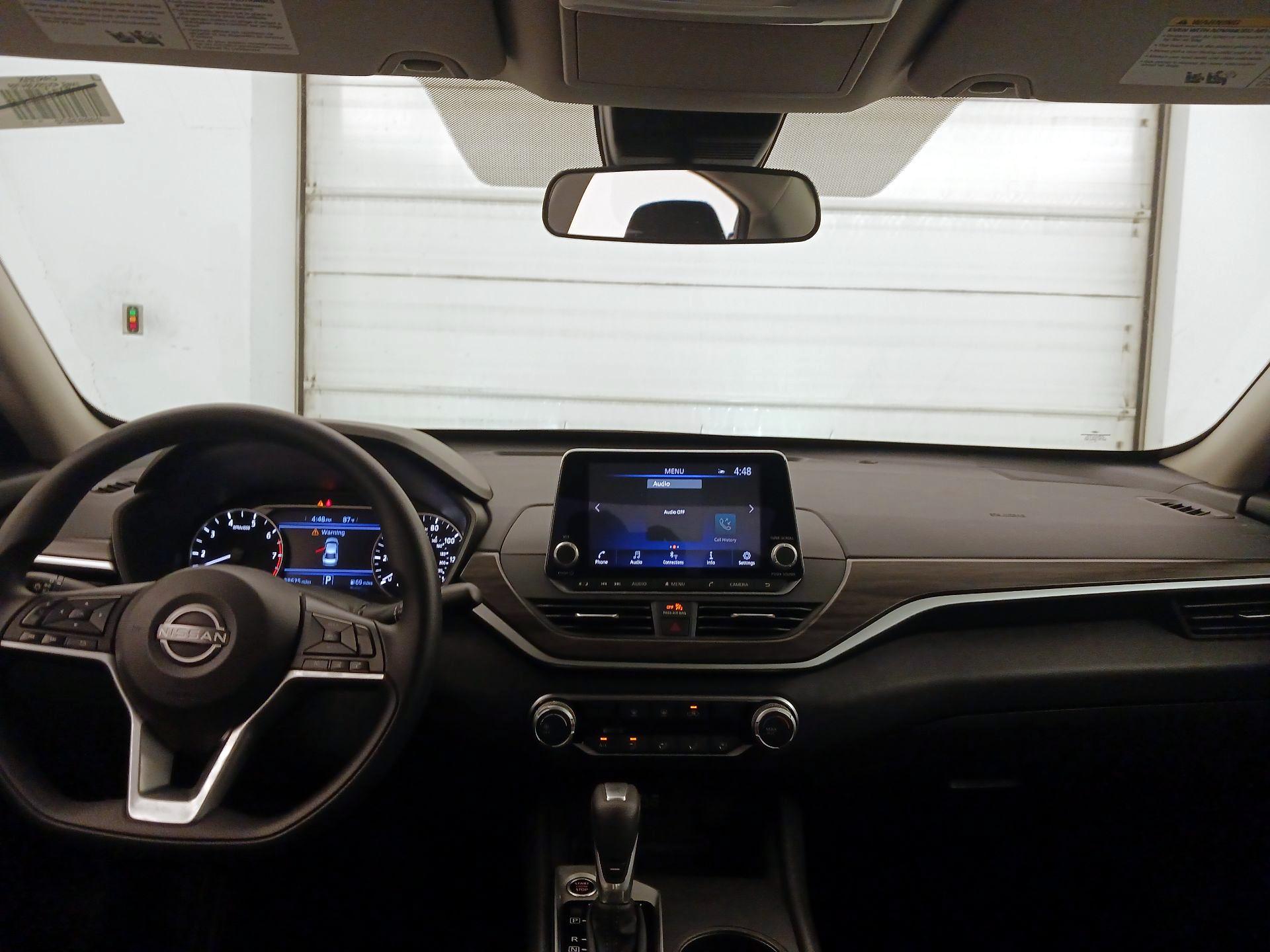 Thumbnail: 2025 Nissan Altima - 9