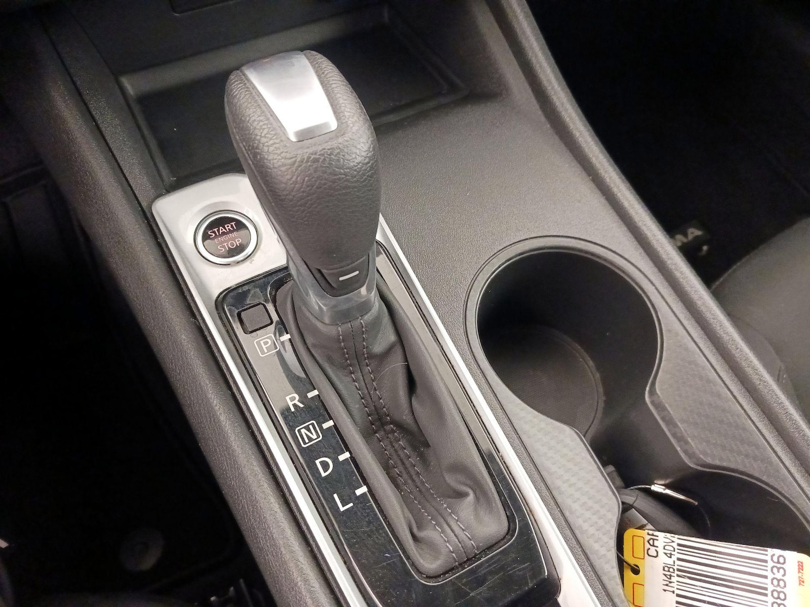 2025 Nissan Altima SV - Photo 18