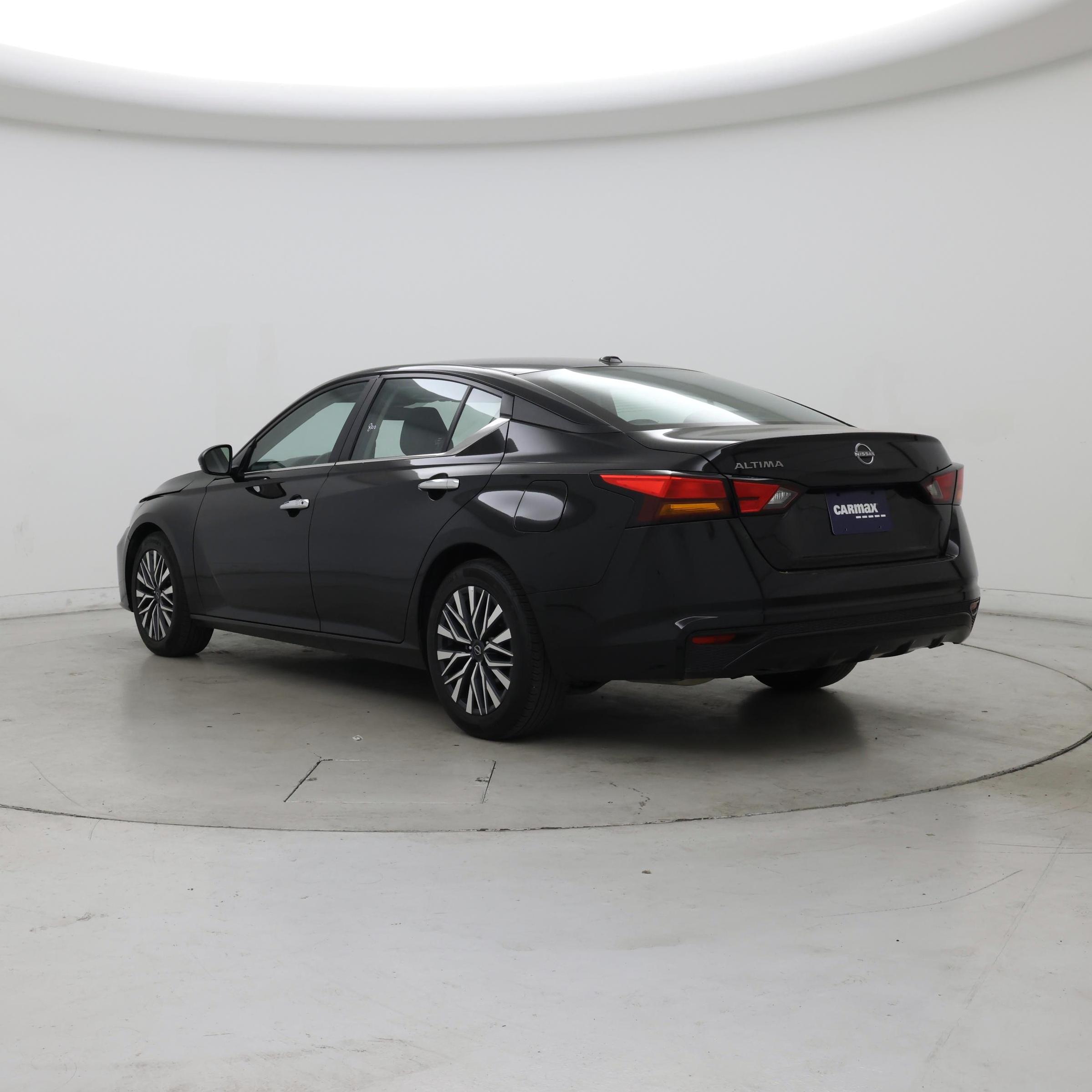 Thumbnail: 2025 Nissan Altima - 2
