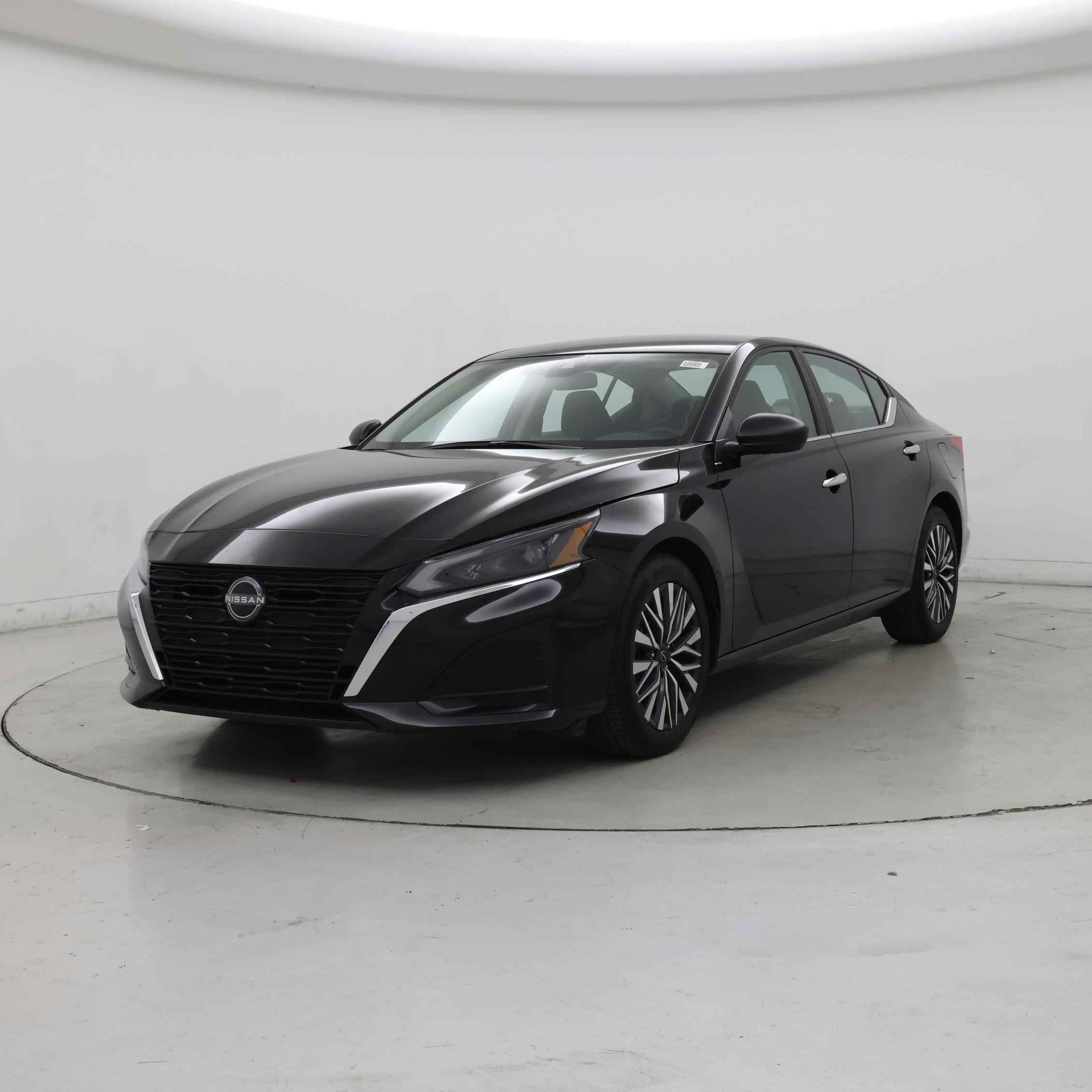 Thumbnail: 2025 Nissan Altima - 4