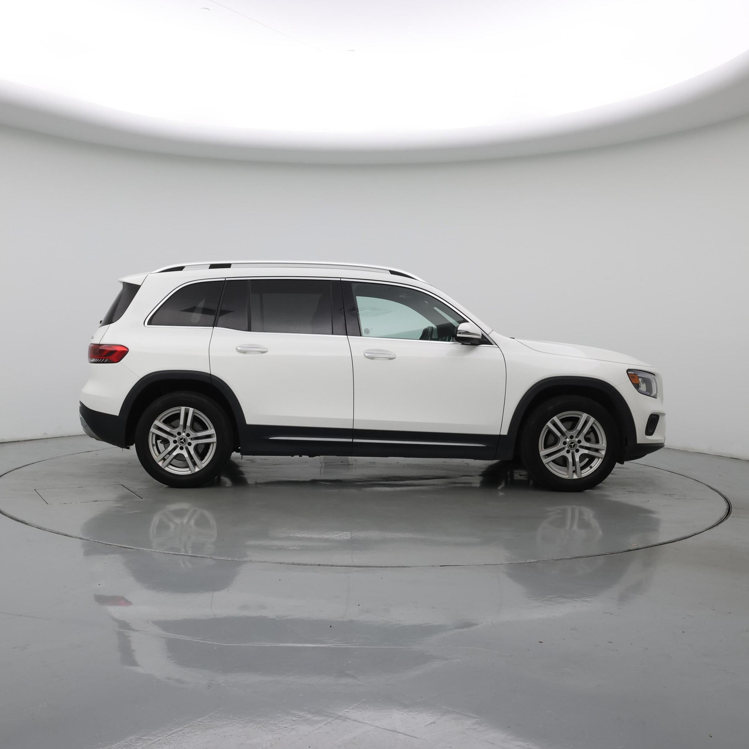 Thumbnail: 2023 Mercedes-Benz GLB - 7