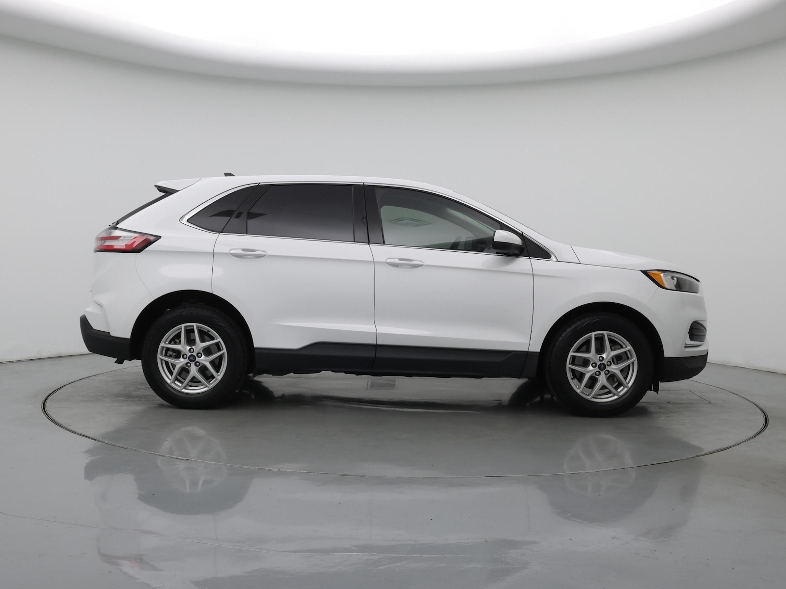 2022 Ford Edge SEL - Photo 8