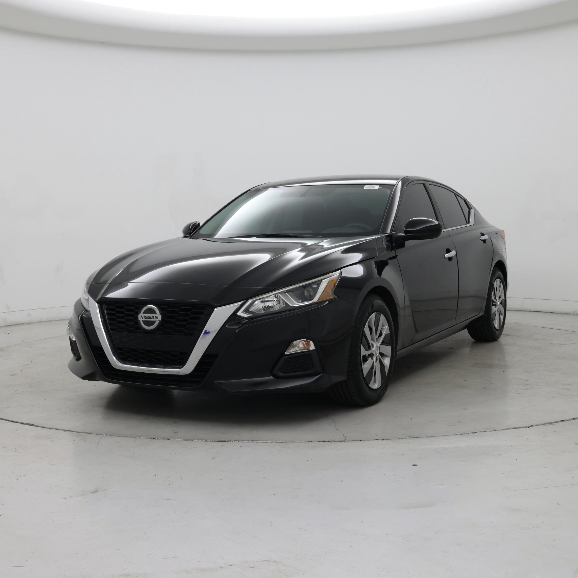 Thumbnail: 2020 Nissan Altima - 4