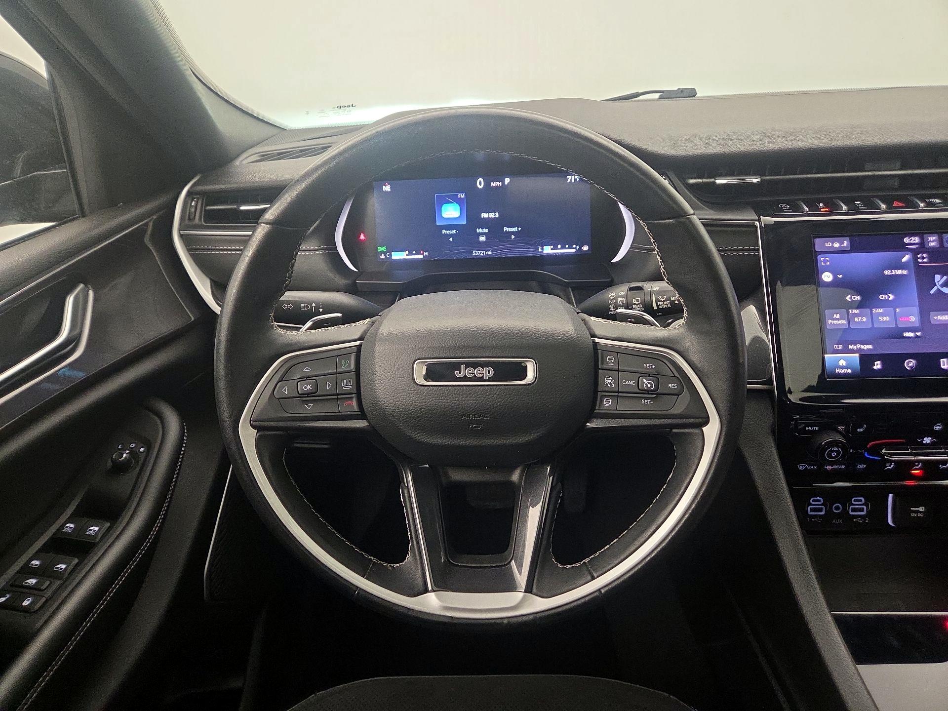 Thumbnail: 2022 Jeep Grand Cherokee - 10