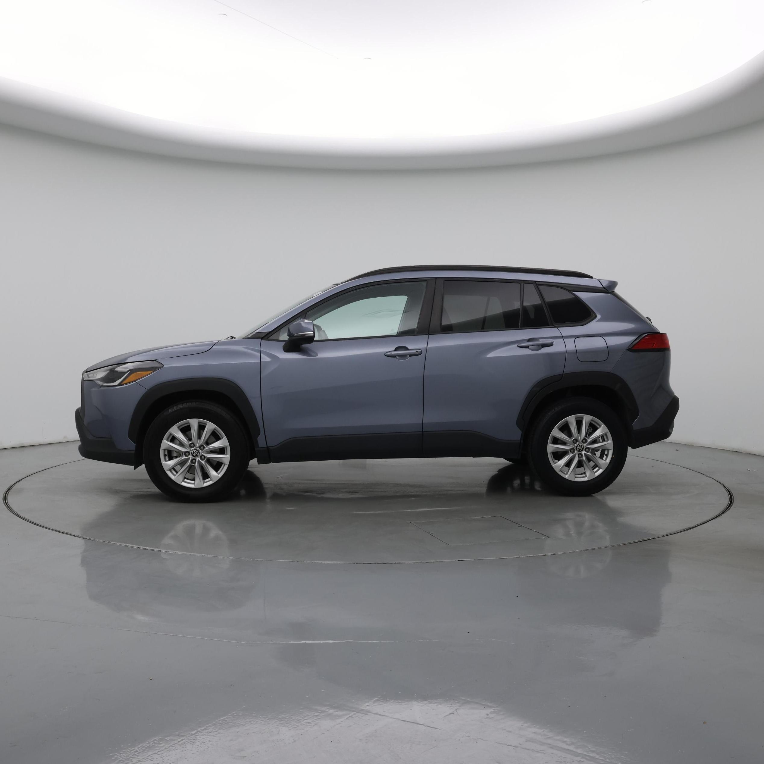 Thumbnail: 2024 Toyota Corolla Cross - 3