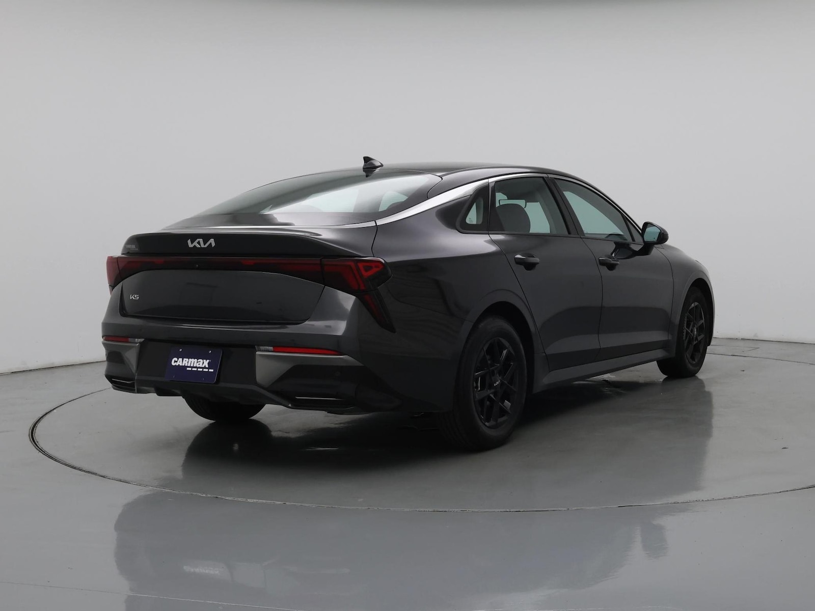 2025 Kia K5 LXS - Photo 9