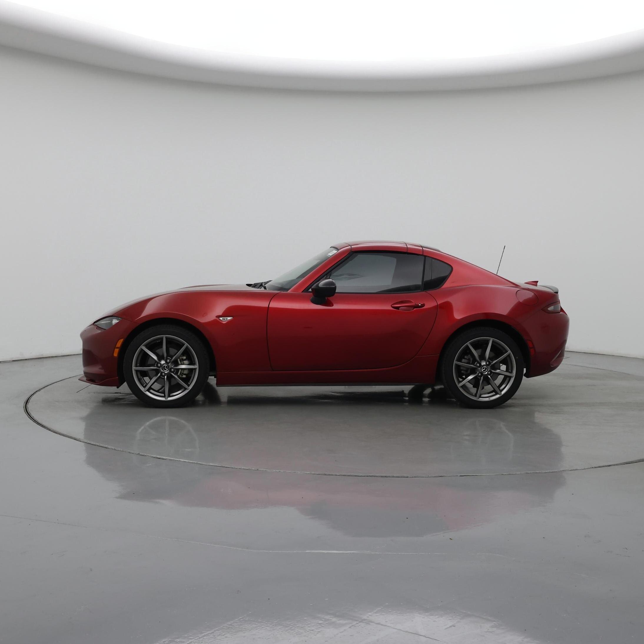 Thumbnail: 2021 Mazda MX-5 Miata - 3