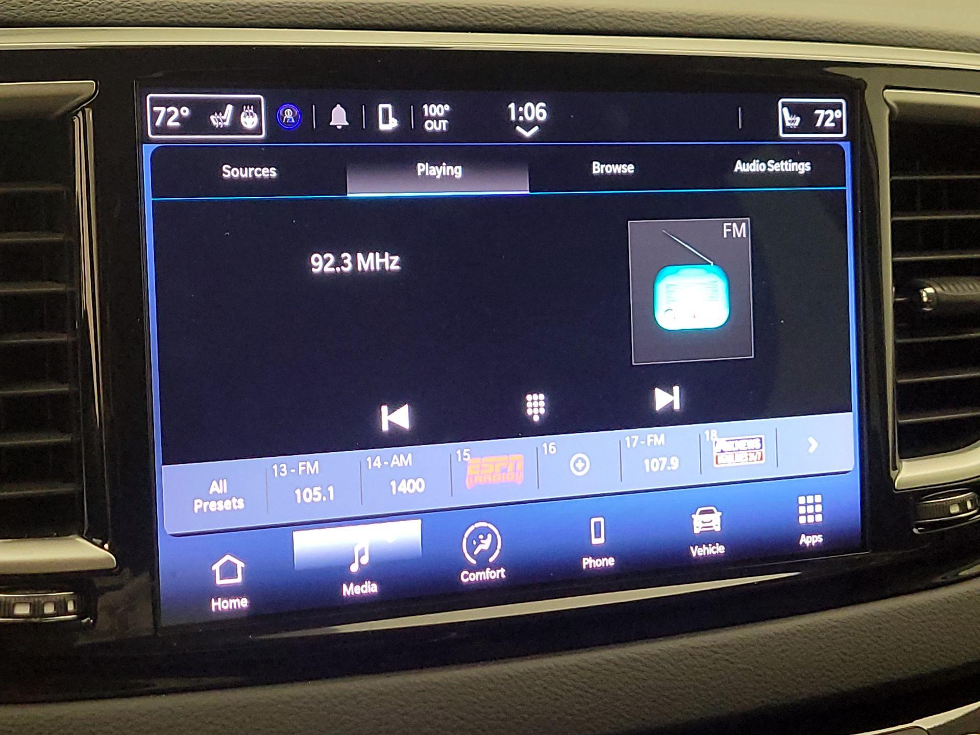 Thumbnail: 2023 Chrysler Pacifica - 15
